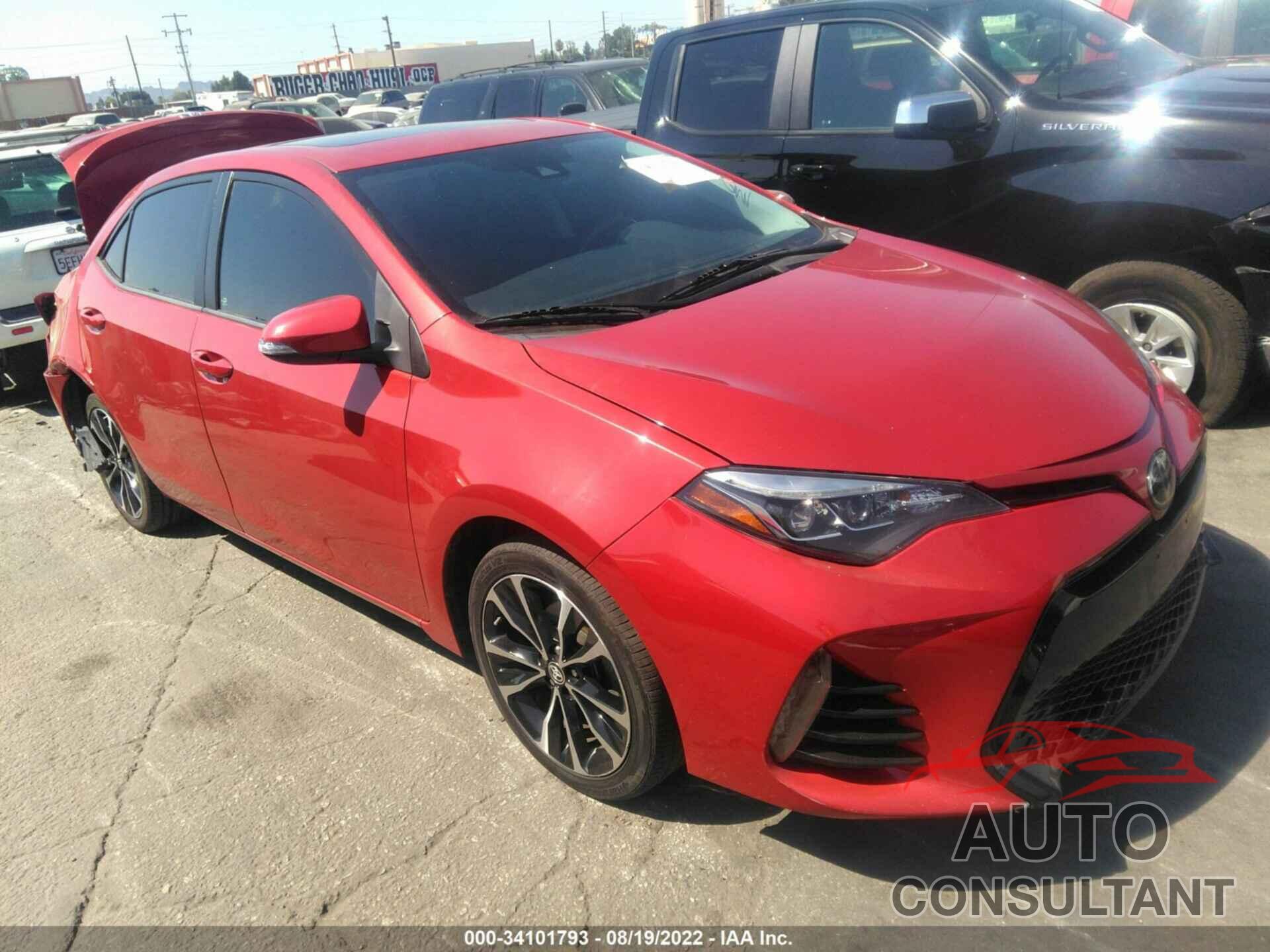 TOYOTA COROLLA 2018 - 5YFBURHE0JP746084