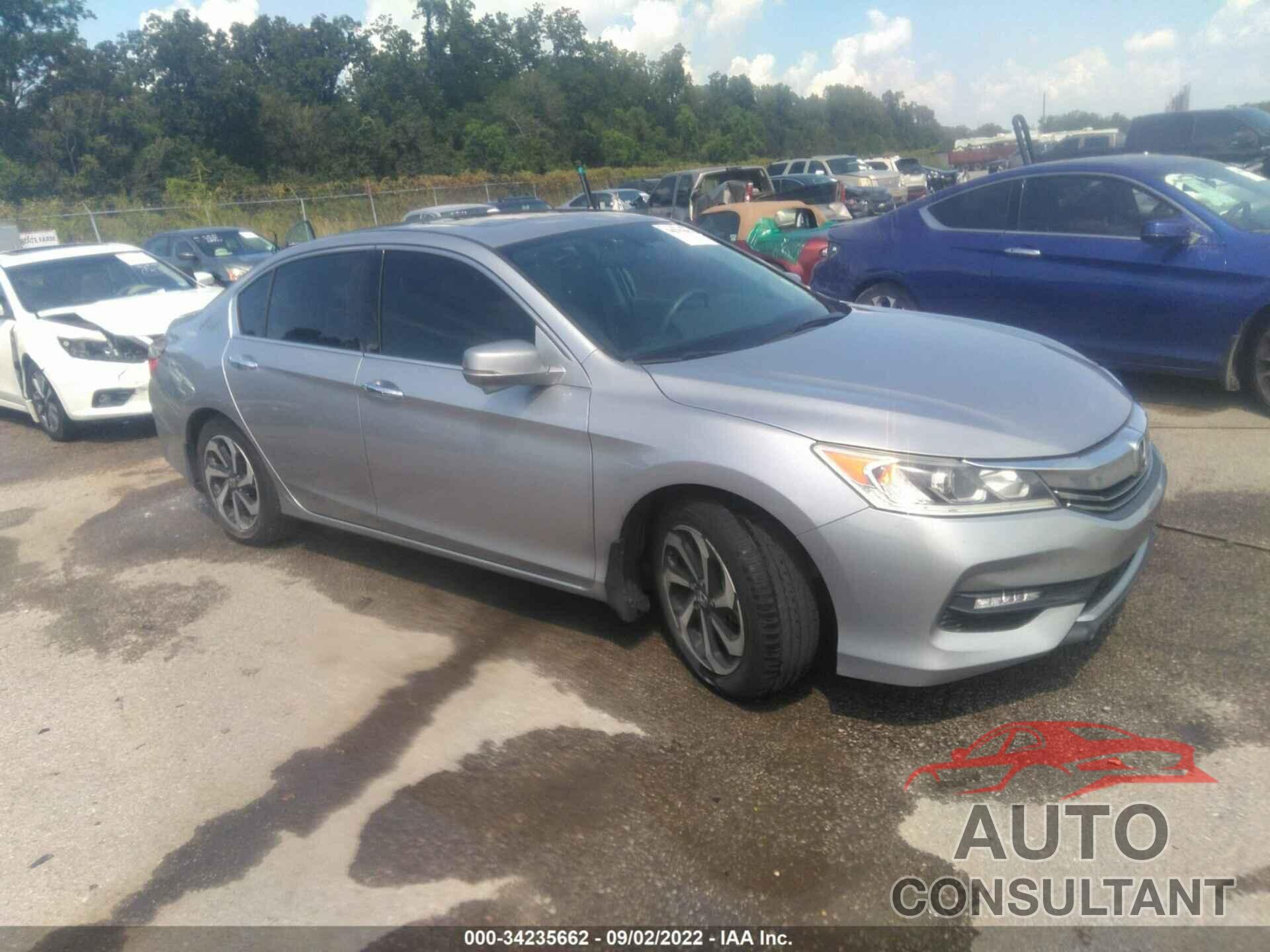 HONDA ACCORD SEDAN 2016 - 1HGCR3F81GA010527