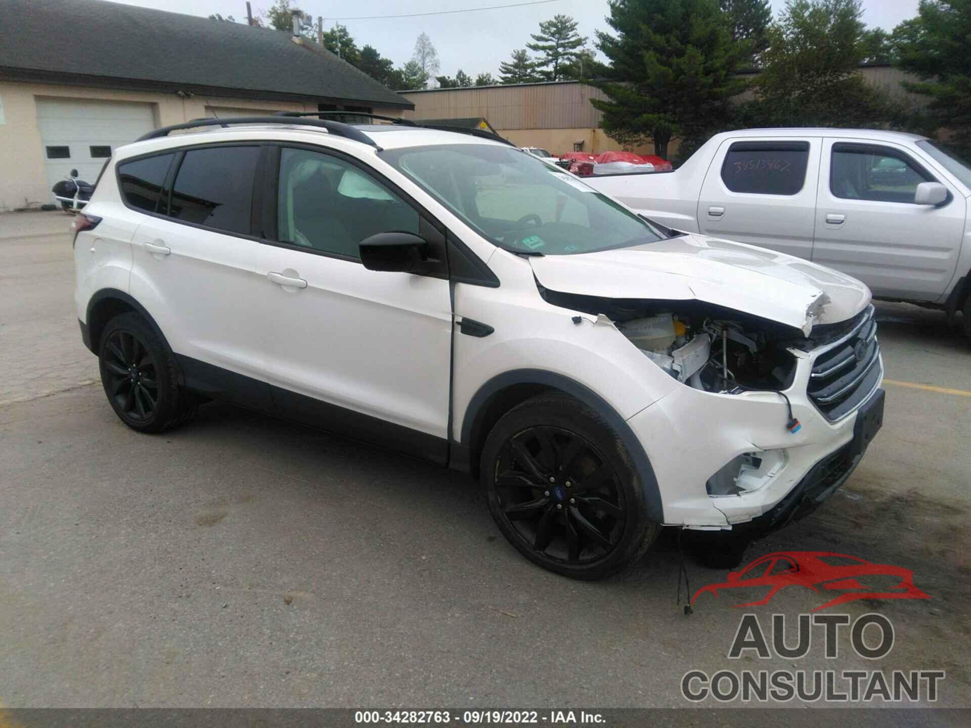 FORD ESCAPE 2018 - 1FMCU9GD6JUD11856