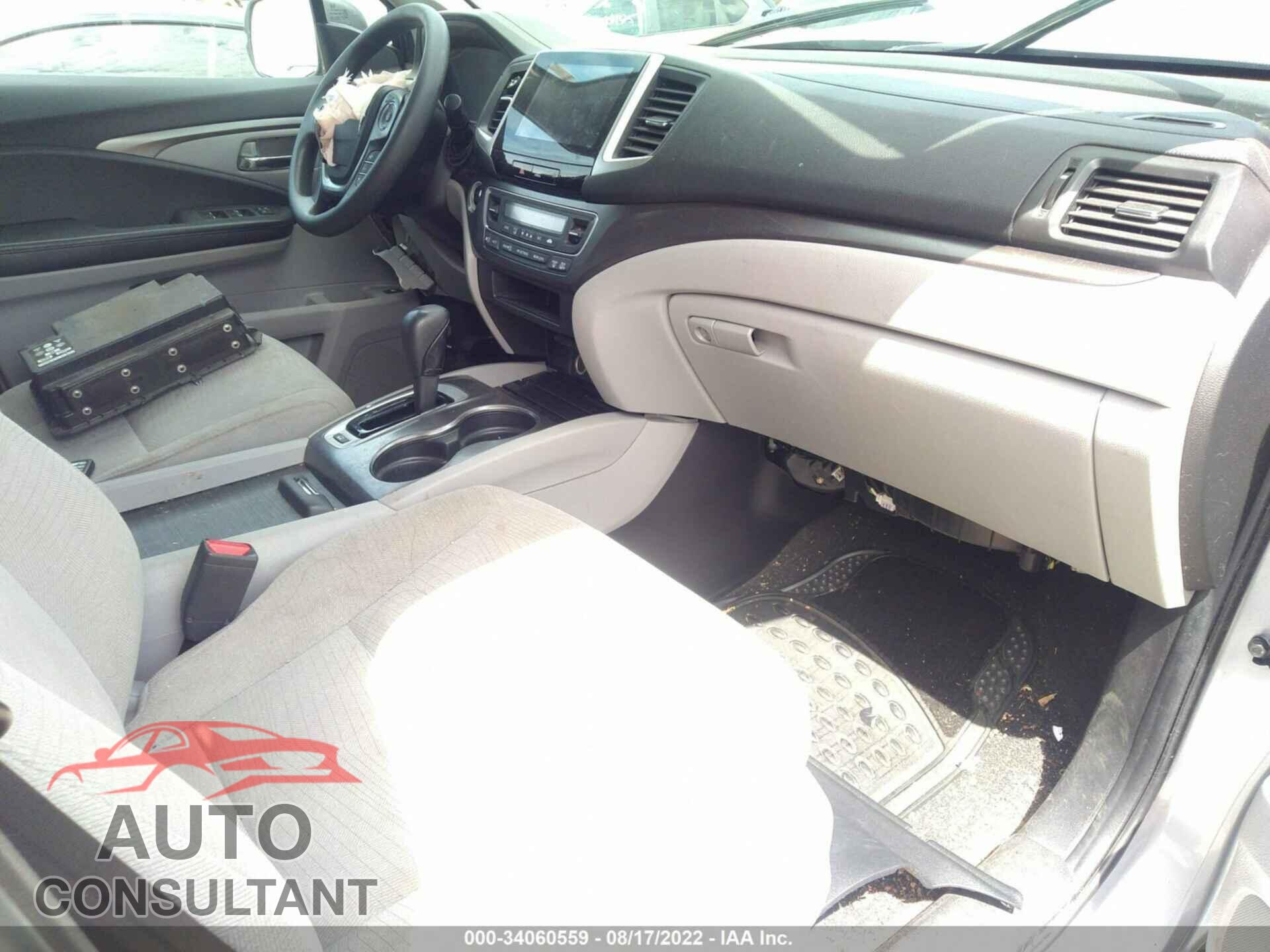 HONDA PILOT 2018 - 5FNYF6H37JB041781