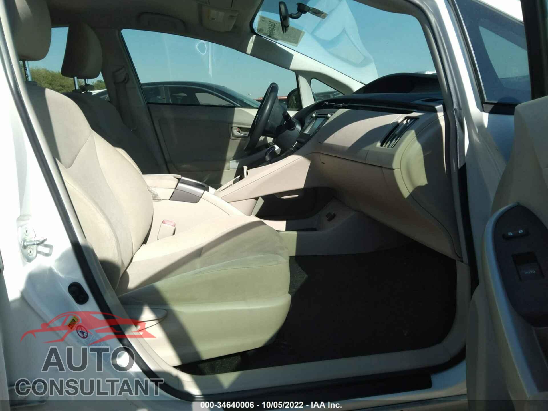 TOYOTA PRIUS 2012 - JTDKN3DUXC1601469