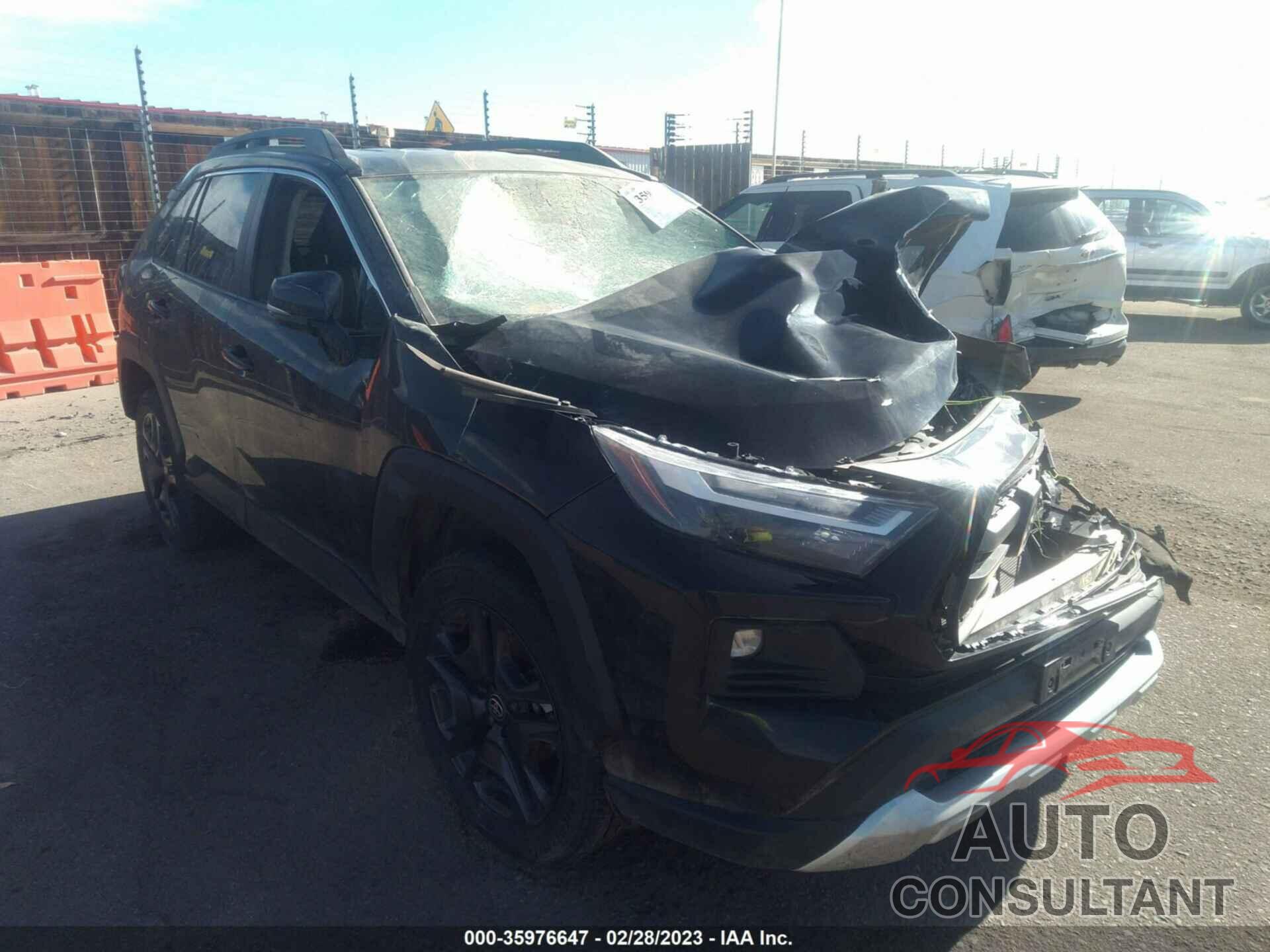 TOYOTA RAV4 2022 - 2T3J1RFV8NW276776