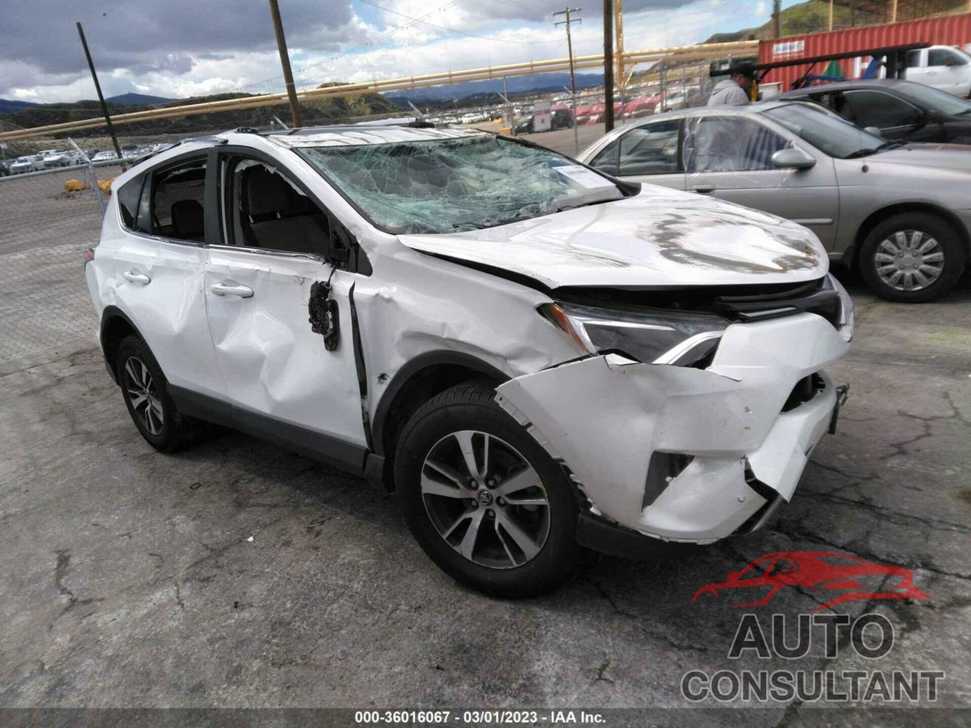 TOYOTA RAV4 2016 - JTMWFREV1GJ066238