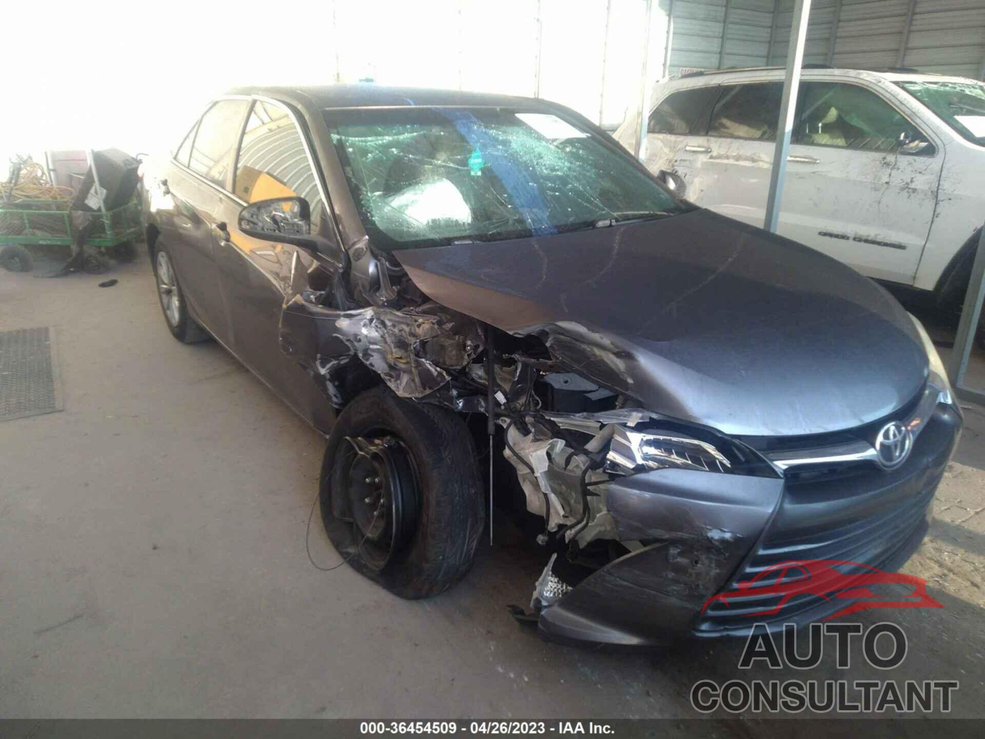 TOYOTA CAMRY 2015 - 4T4BF1FK2FR507166