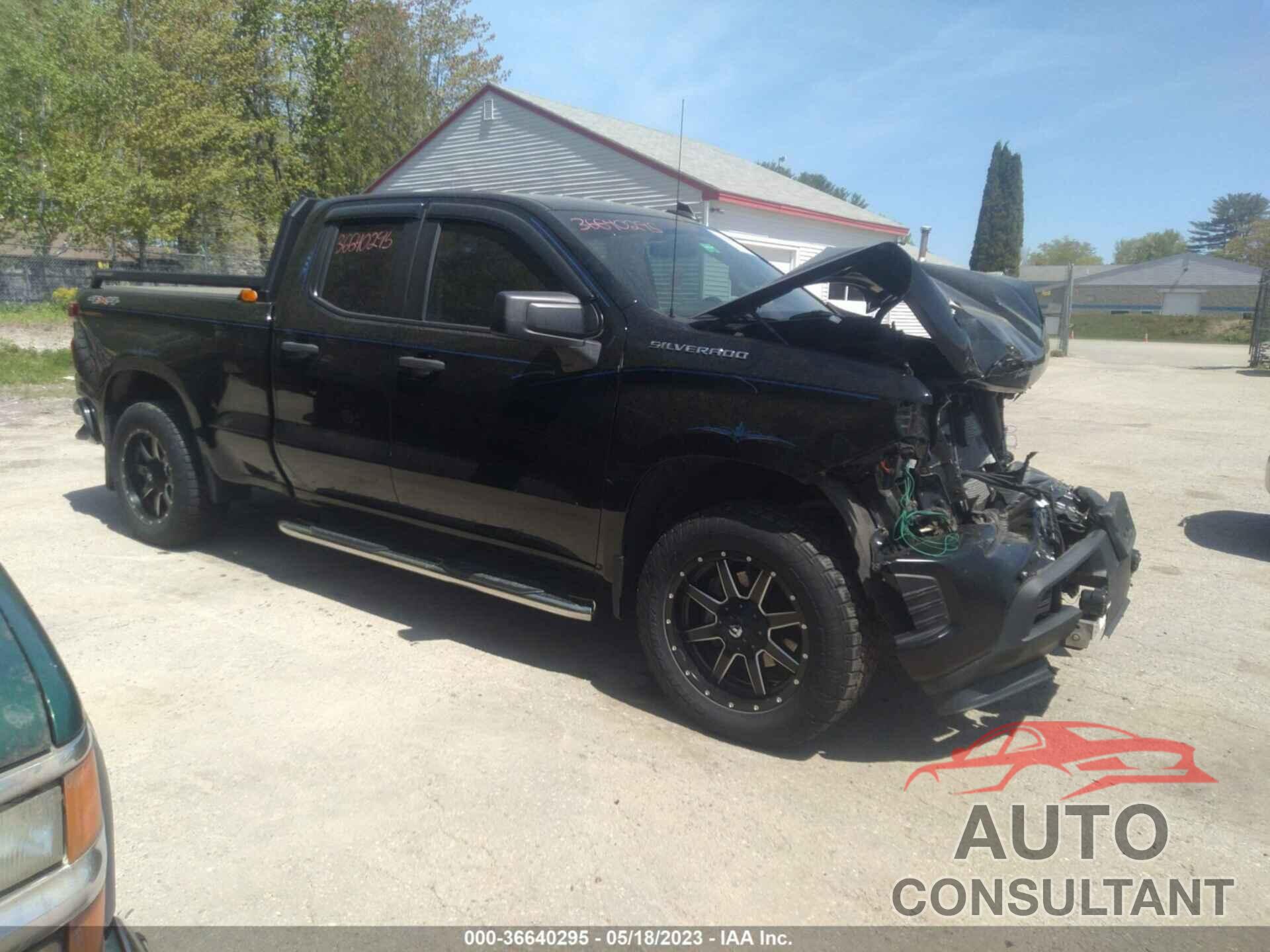 CHEVROLET SILVERADO 1500 2019 - 1GCRYAEF1KZ335933