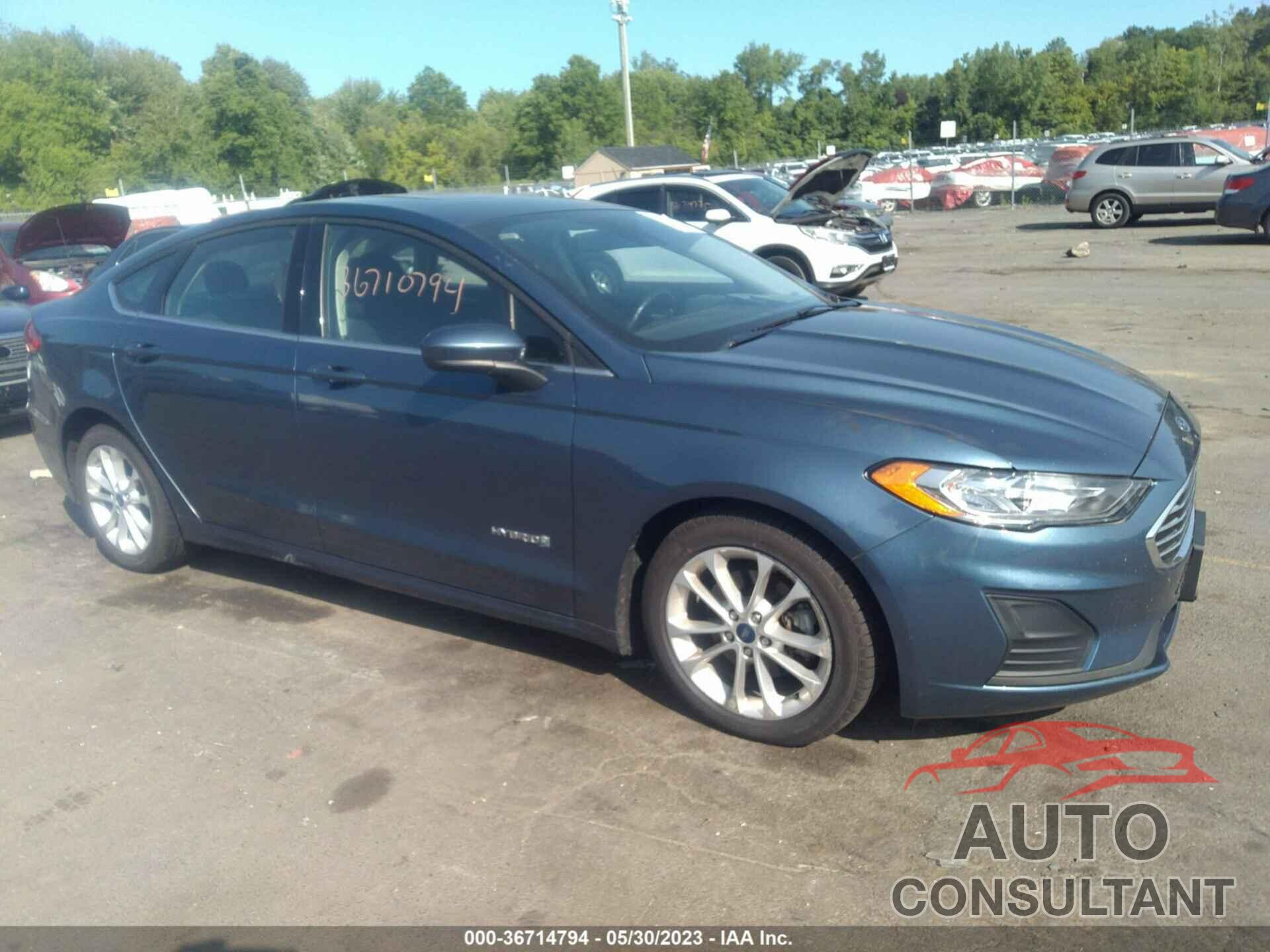 FORD FUSION HYBRID 2019 - 3FA6P0LU4KR105864