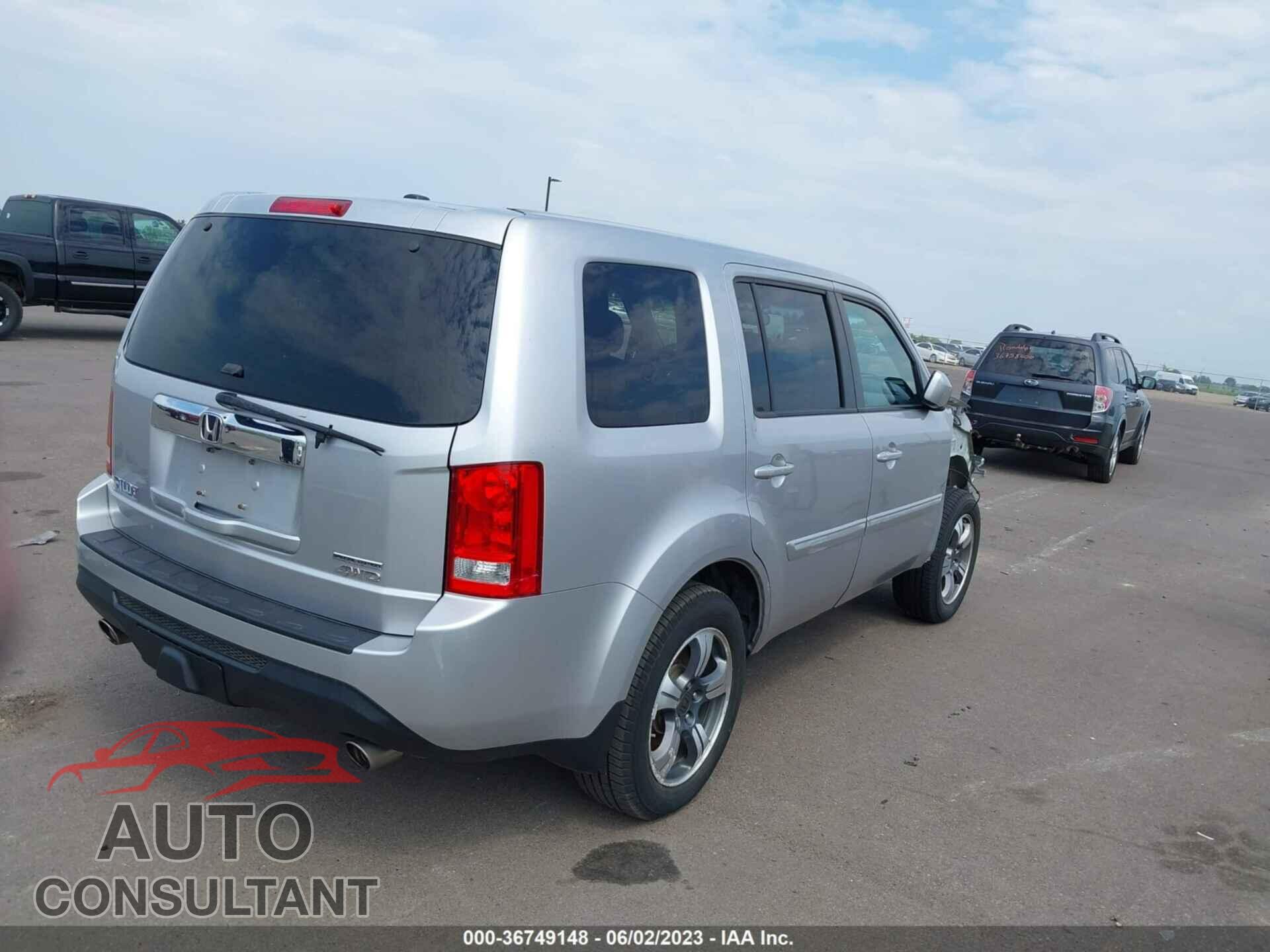 HONDA PILOT 2015 - 5FNYF4H35FB034288