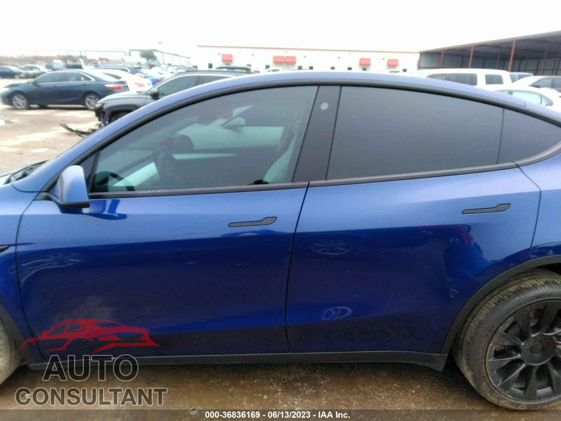 TESLA MODEL Y 2023 - 7SAYGDEEXPF633808