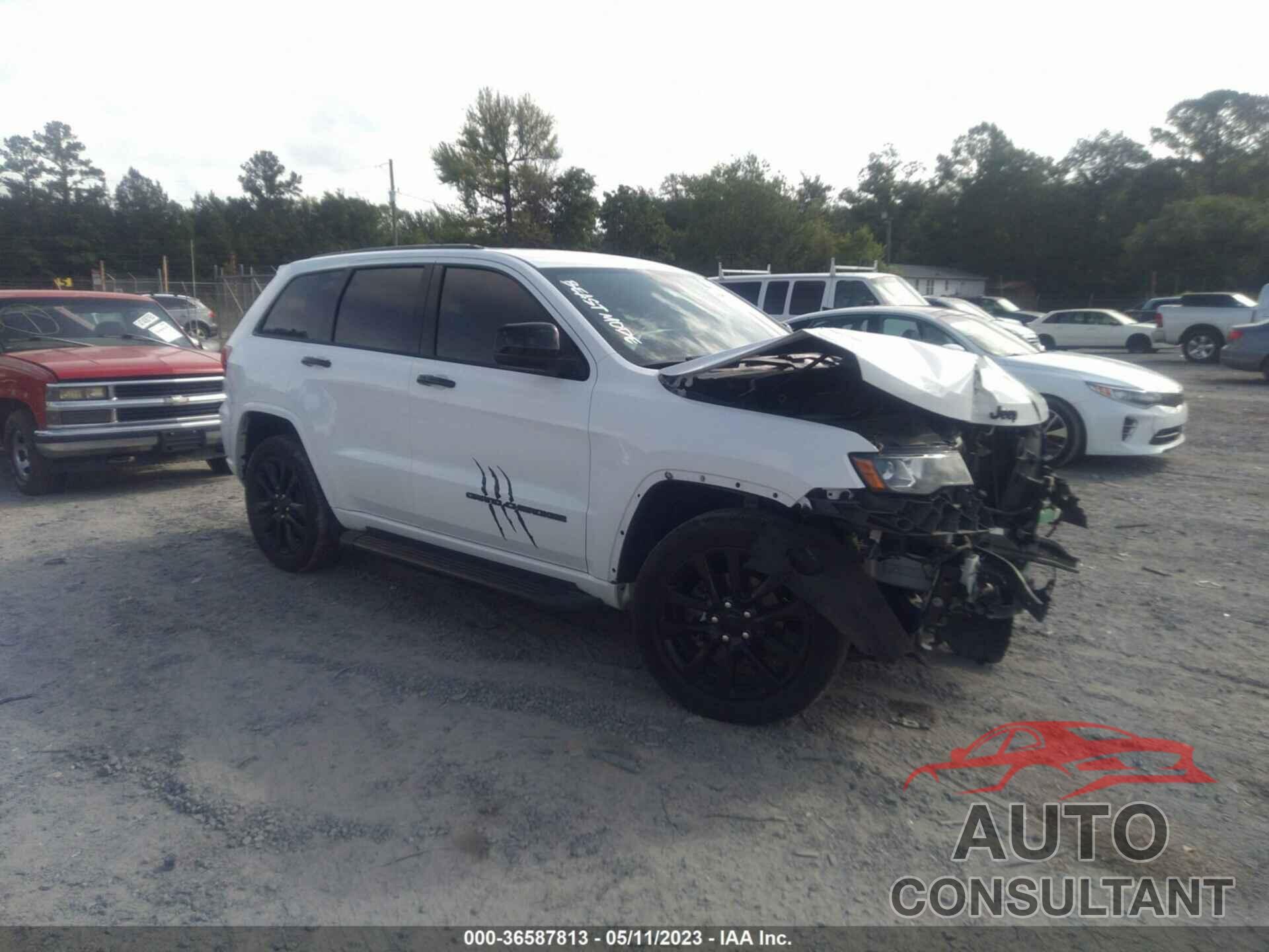 JEEP GRAND CHEROKEE 2018 - 1C4RJEAG5JC323134