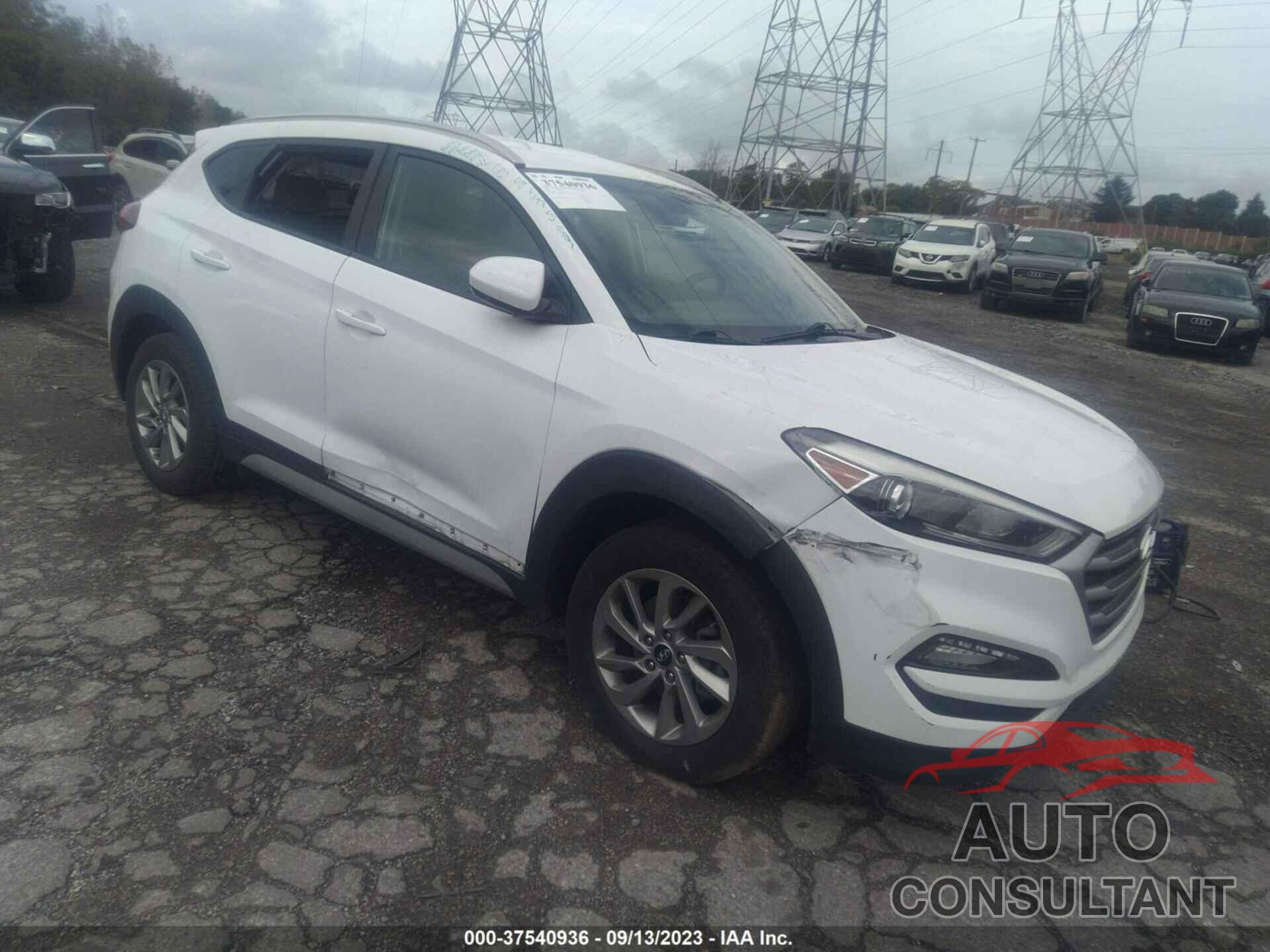 HYUNDAI TUCSON 2018 - KM8J3CA42JU609577