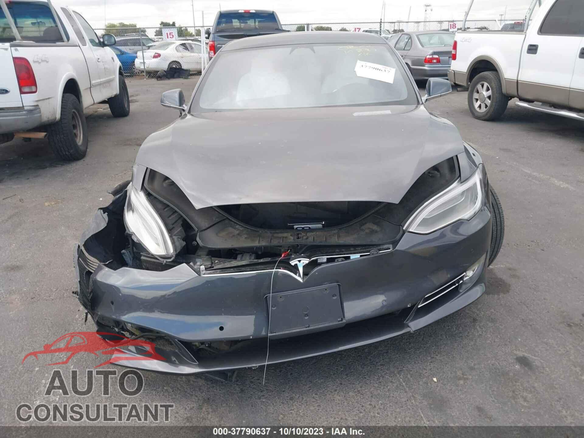 TESLA MODEL S 2017 - 5YJSA1E25HF209611