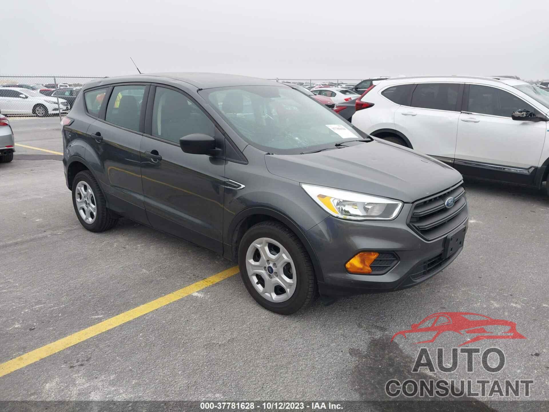 FORD ESCAPE 2017 - 1FMCU0F73HUB02155