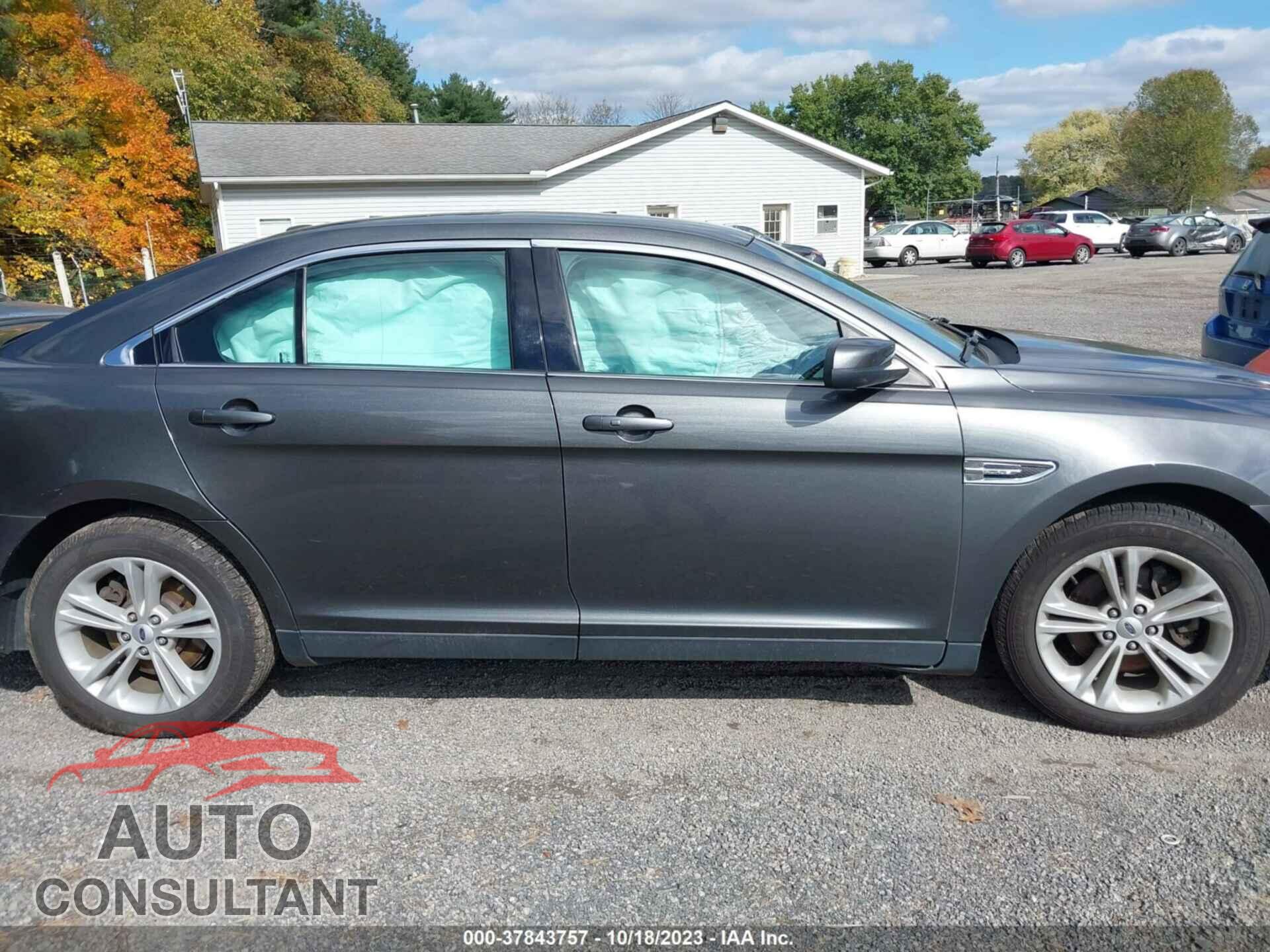 FORD TAURUS 2016 - 1FAHP2E86GG144247