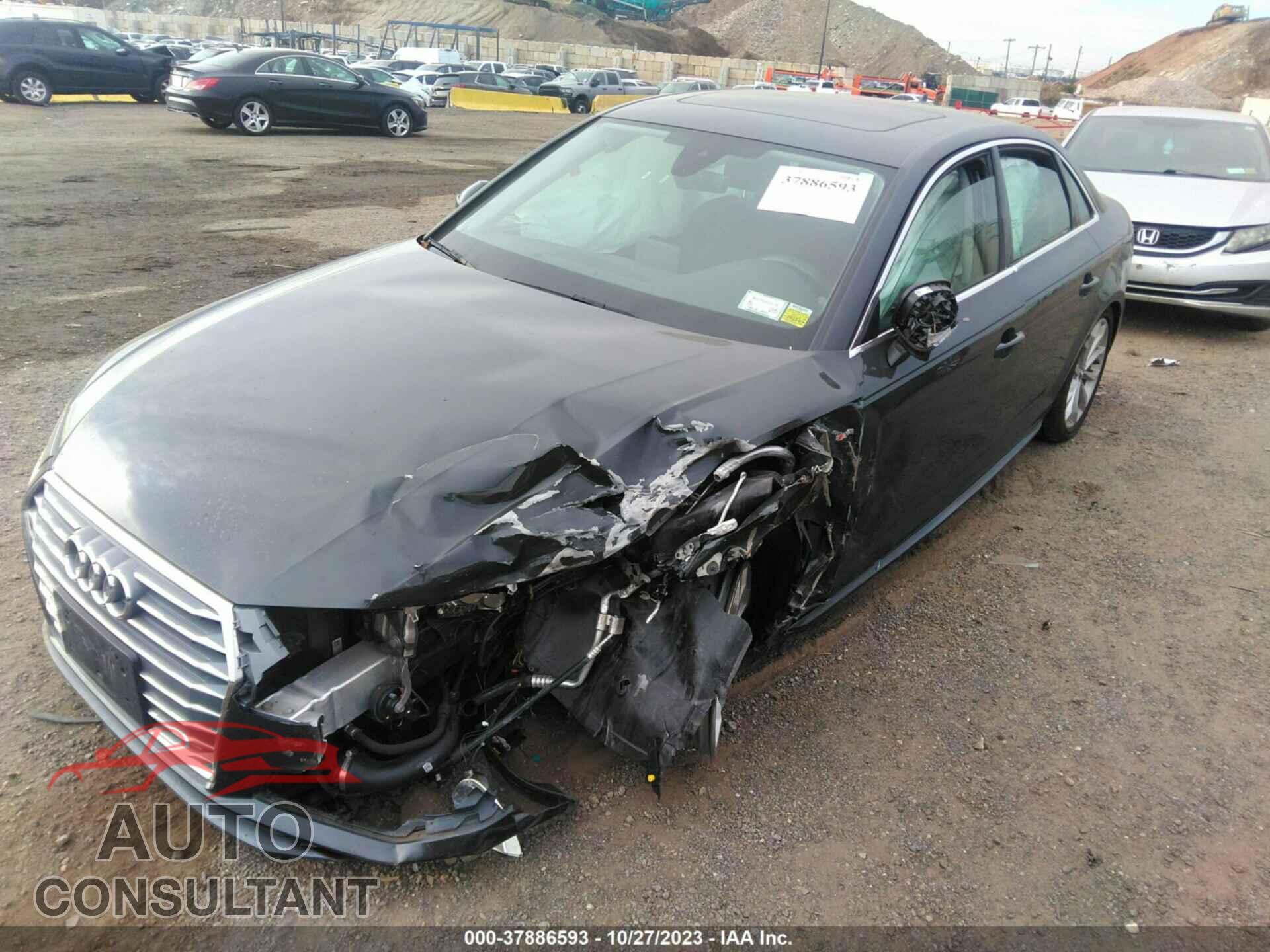 AUDI A4 2019 - WAUDNAF47KA103526