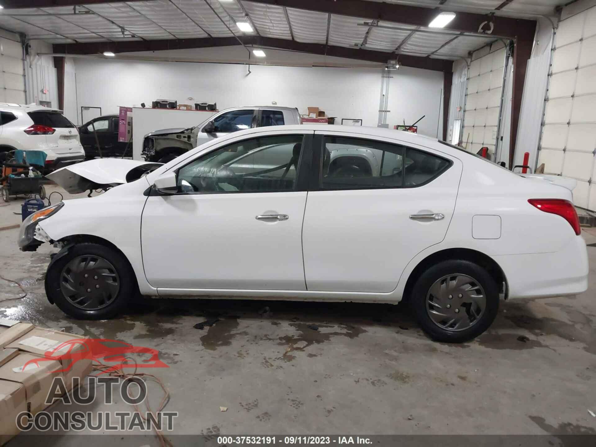 NISSAN VERSA 2019 - 3N1CN7AP3KL860048