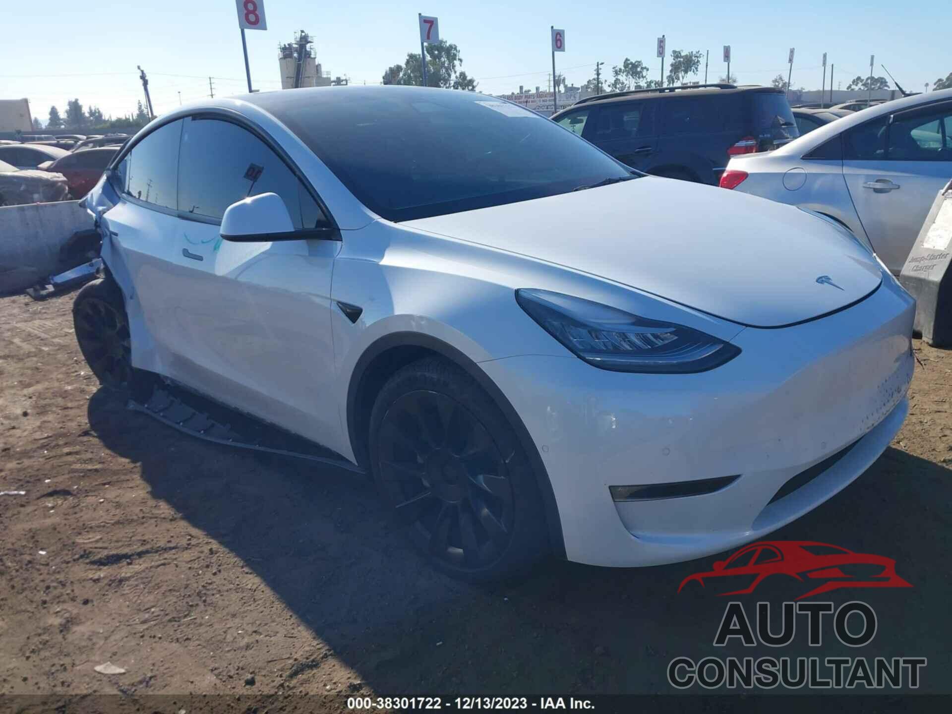 TESLA MODEL Y 2021 - 5YJYGDEE8MF240897