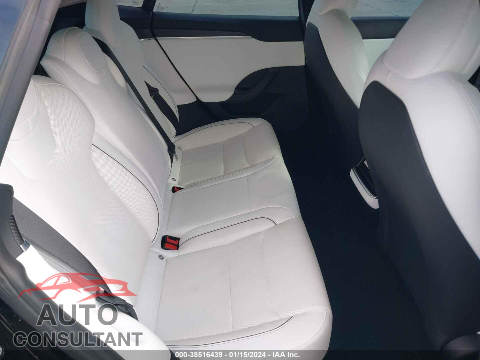 TESLA MODEL S 2021 - 5YJSA1E64MF448936
