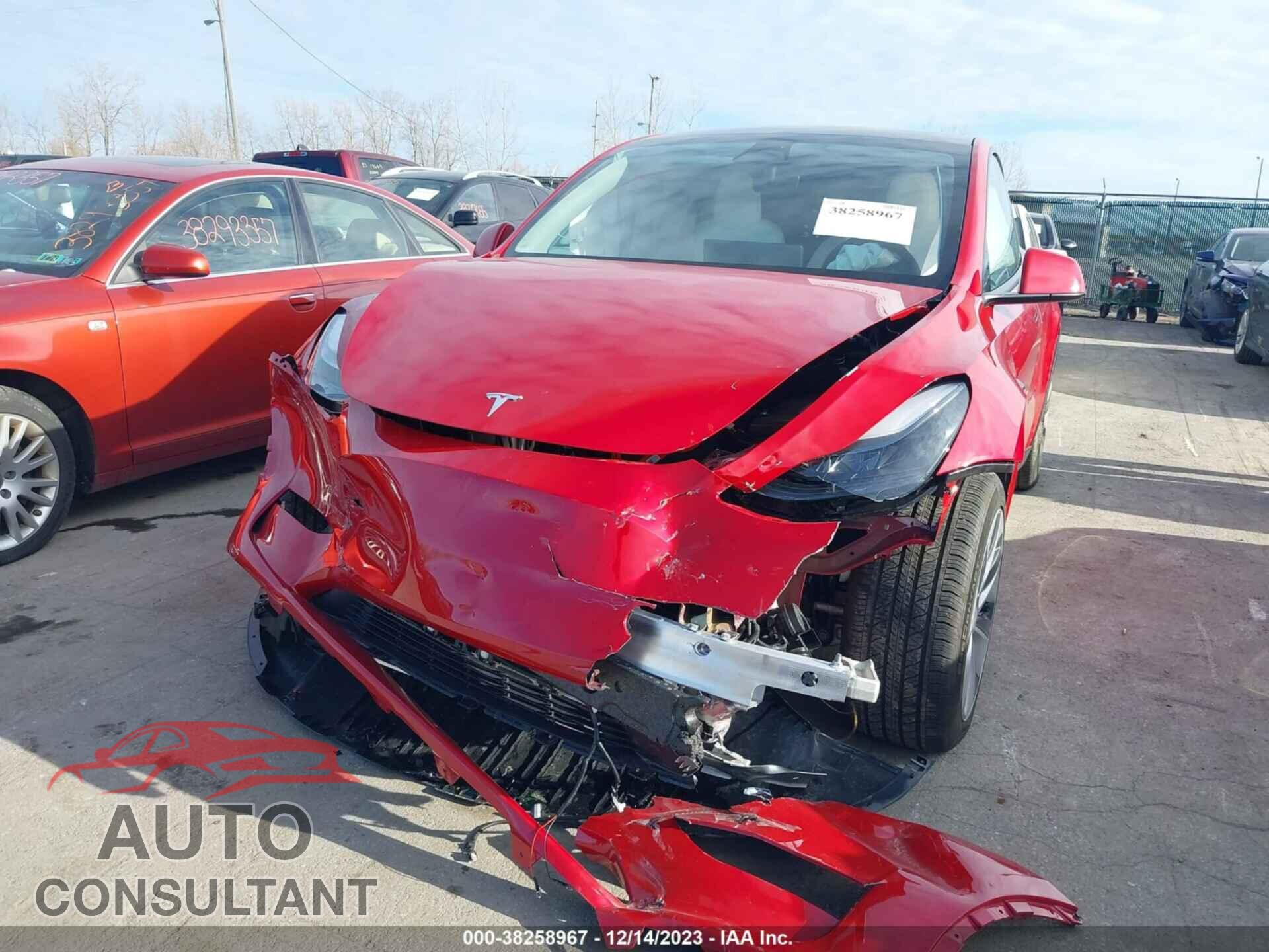 TESLA MODEL Y 2023 - 7SAYGDEE8PF780998