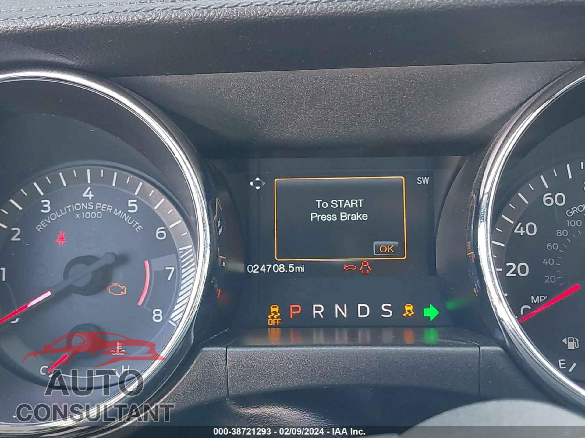FORD MUSTANG 2016 - 1FATP8UH8G5212042