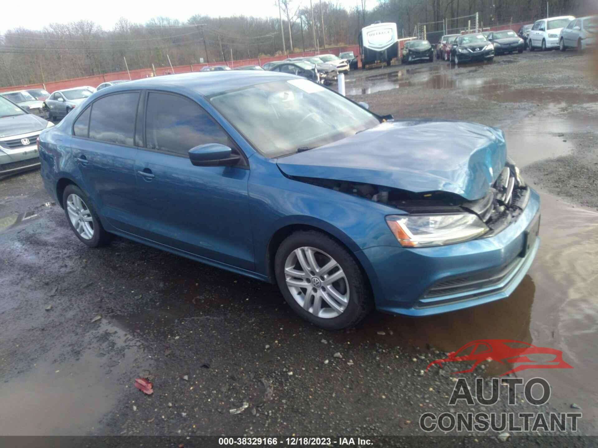 VOLKSWAGEN JETTA 2018 - 3VW2B7AJ8JM209422