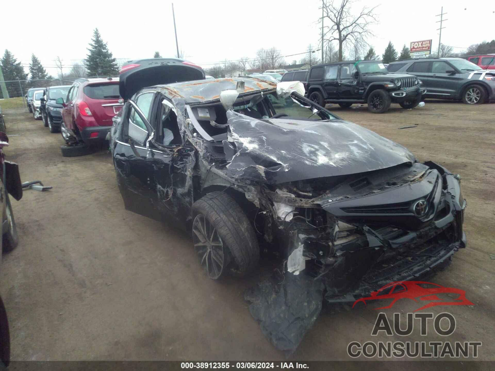 TOYOTA CAMRY 2023 - 4T1G11BK6PU103101