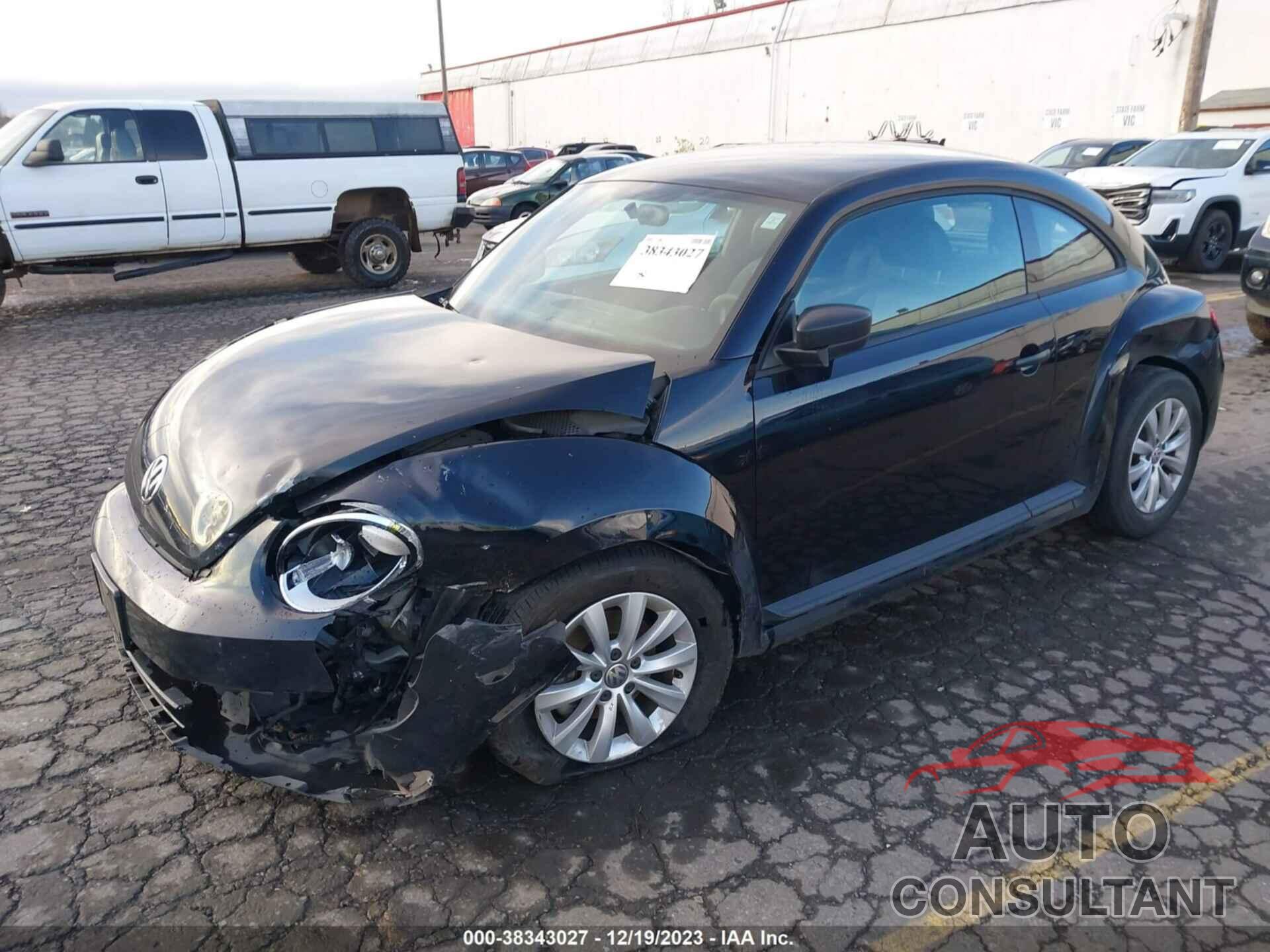 VOLKSWAGEN BEETLE COUPE 2016 - 3VWF17AT1GM611667