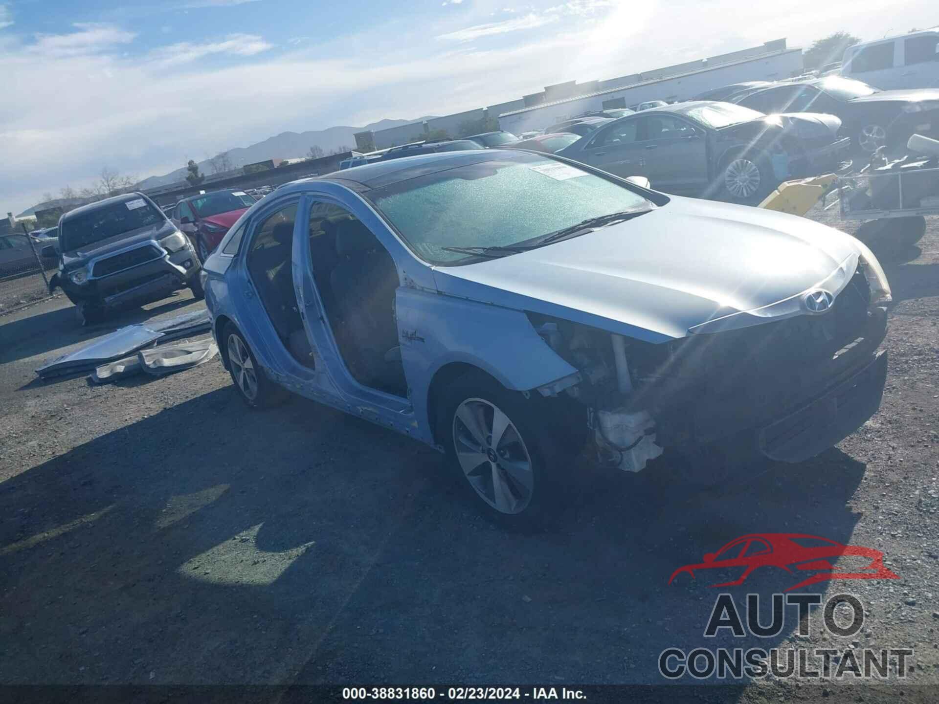 HYUNDAI SONATA HYBRID 2011 - KMHEC4A40BA017119