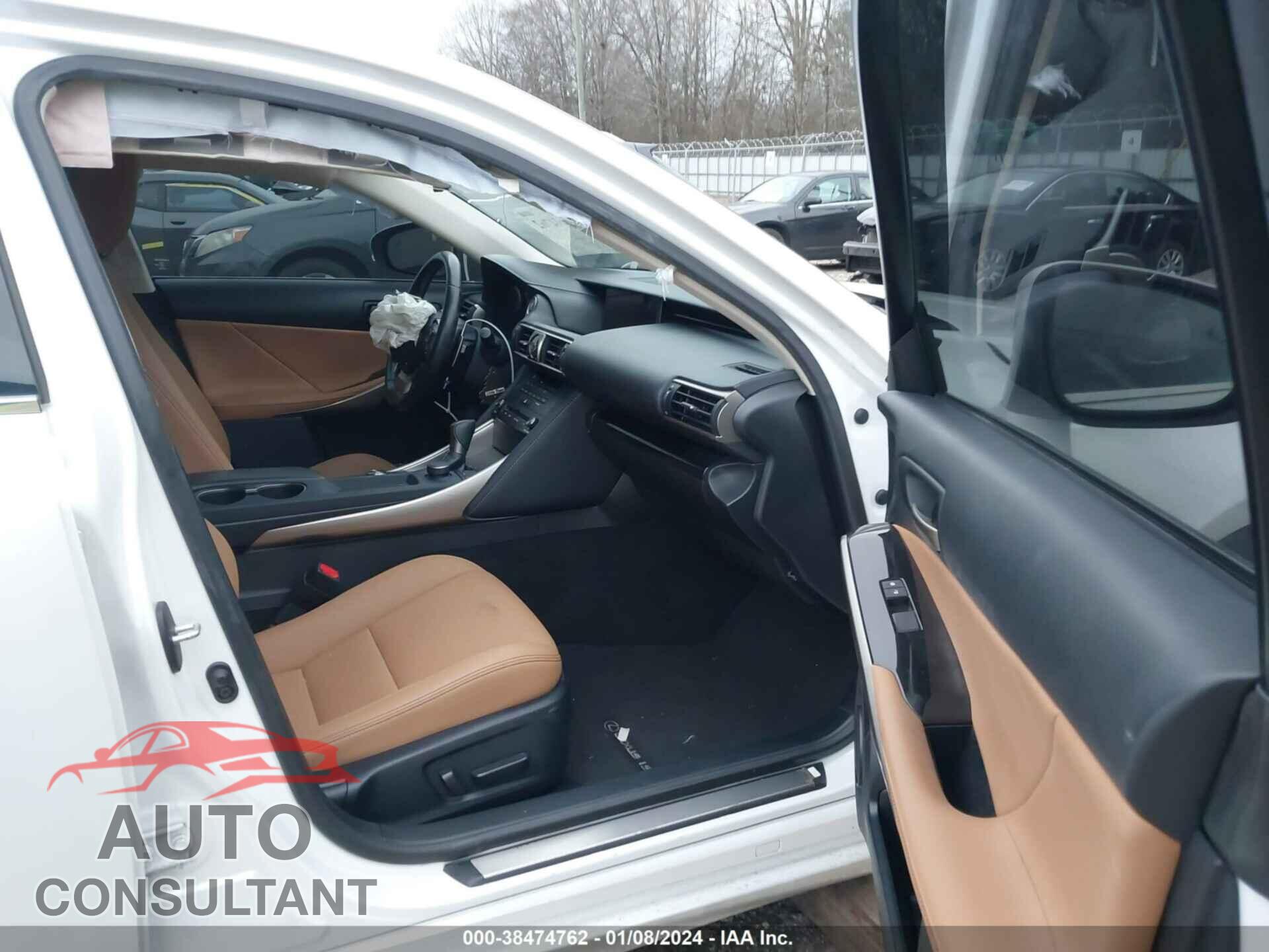 LEXUS IS 300 2019 - JTHBA1D21K5090934