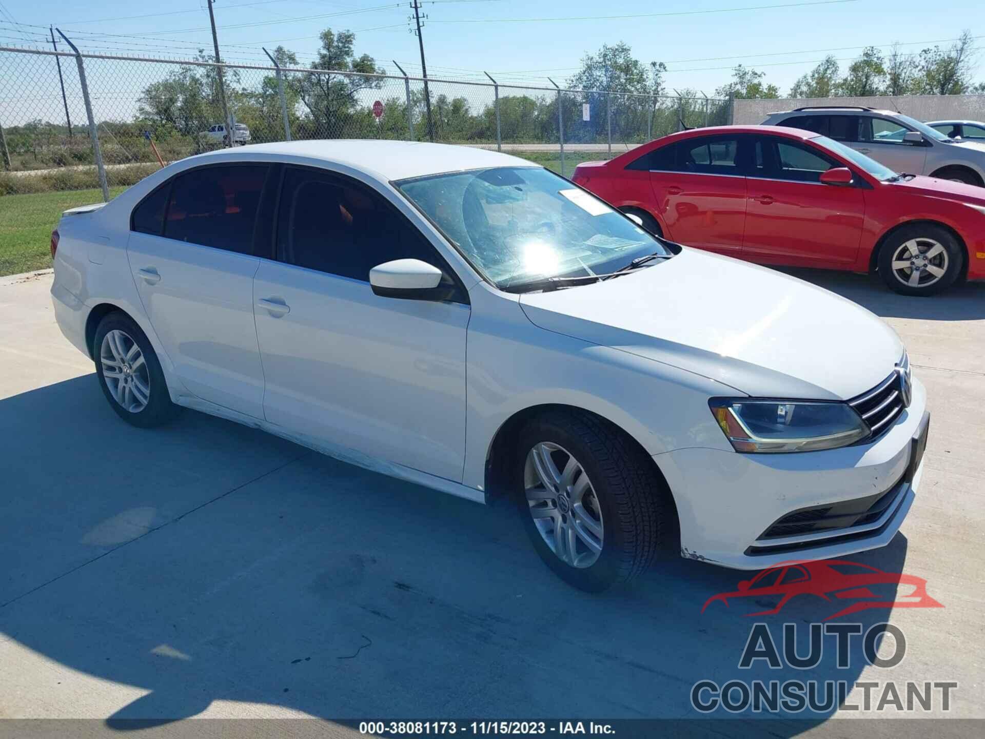 VOLKSWAGEN JETTA 2017 - 3VW2B7AJ7HM318660