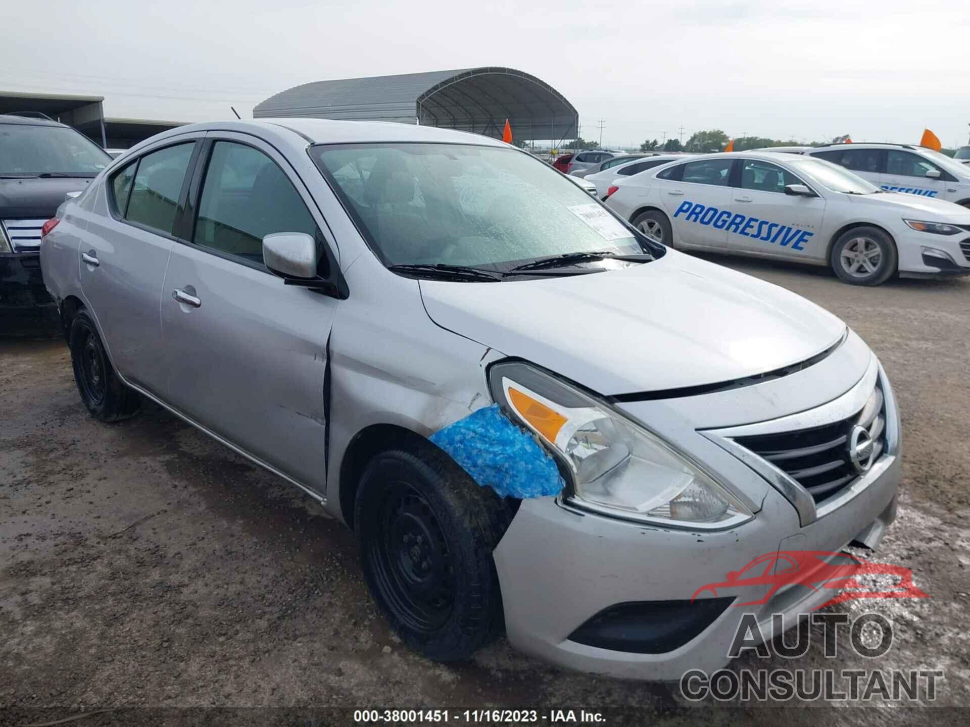 NISSAN VERSA 2018 - 3N1CN7AP6JL812851