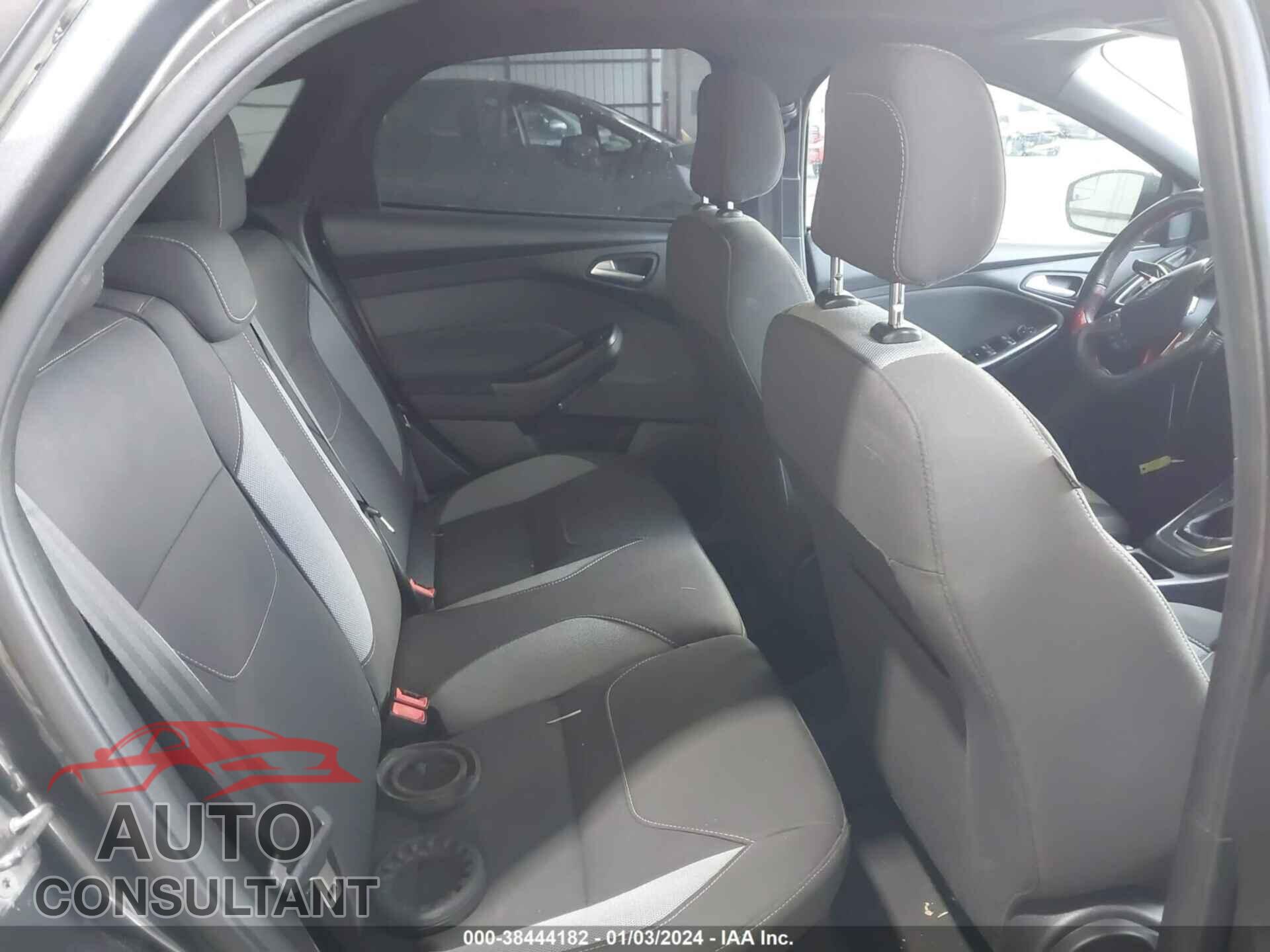 FORD FOCUS ST 2016 - 1FADP3L97GL210506