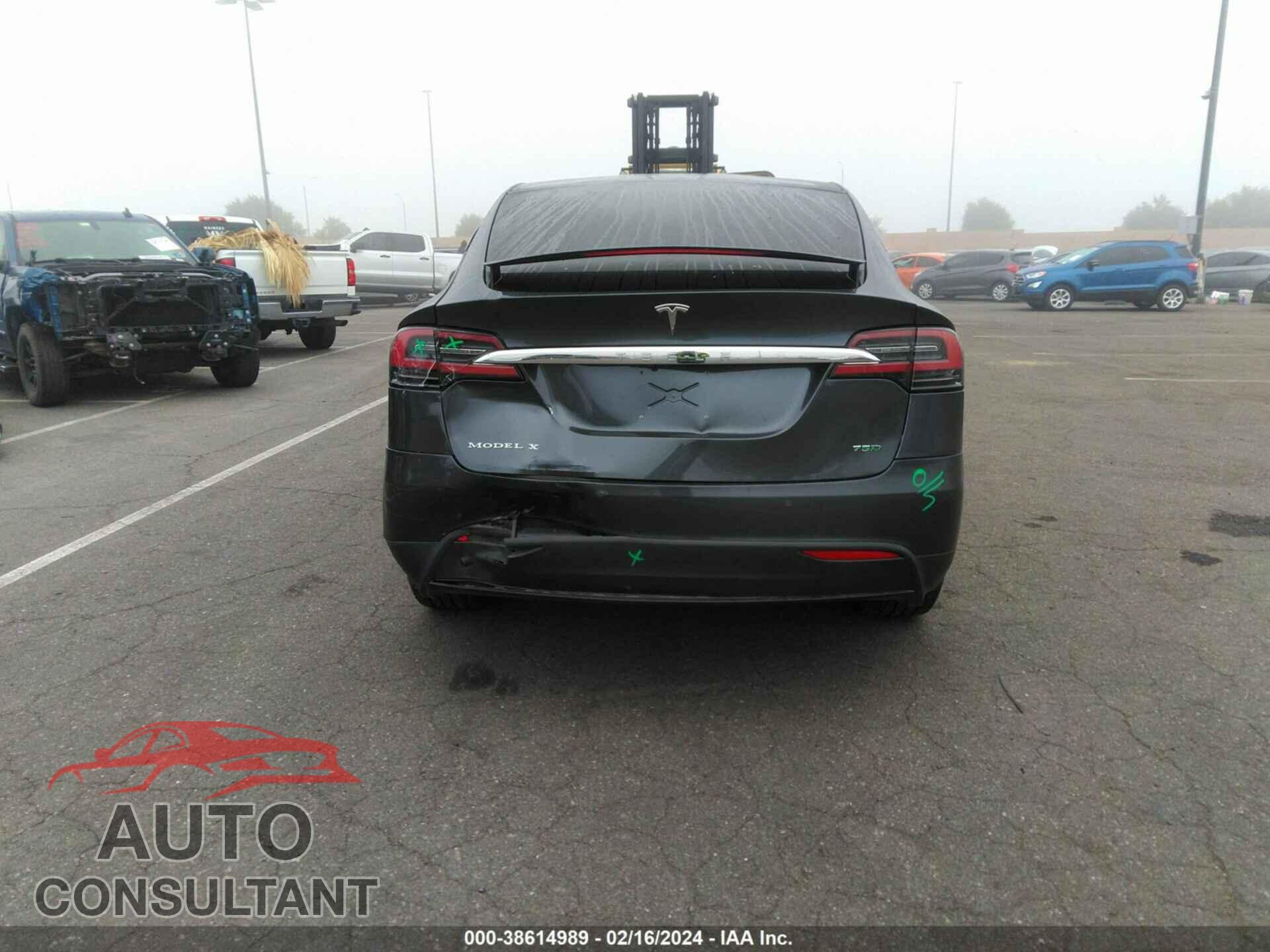 TESLA MODEL X 2018 - 5YJXCDE22JF100014
