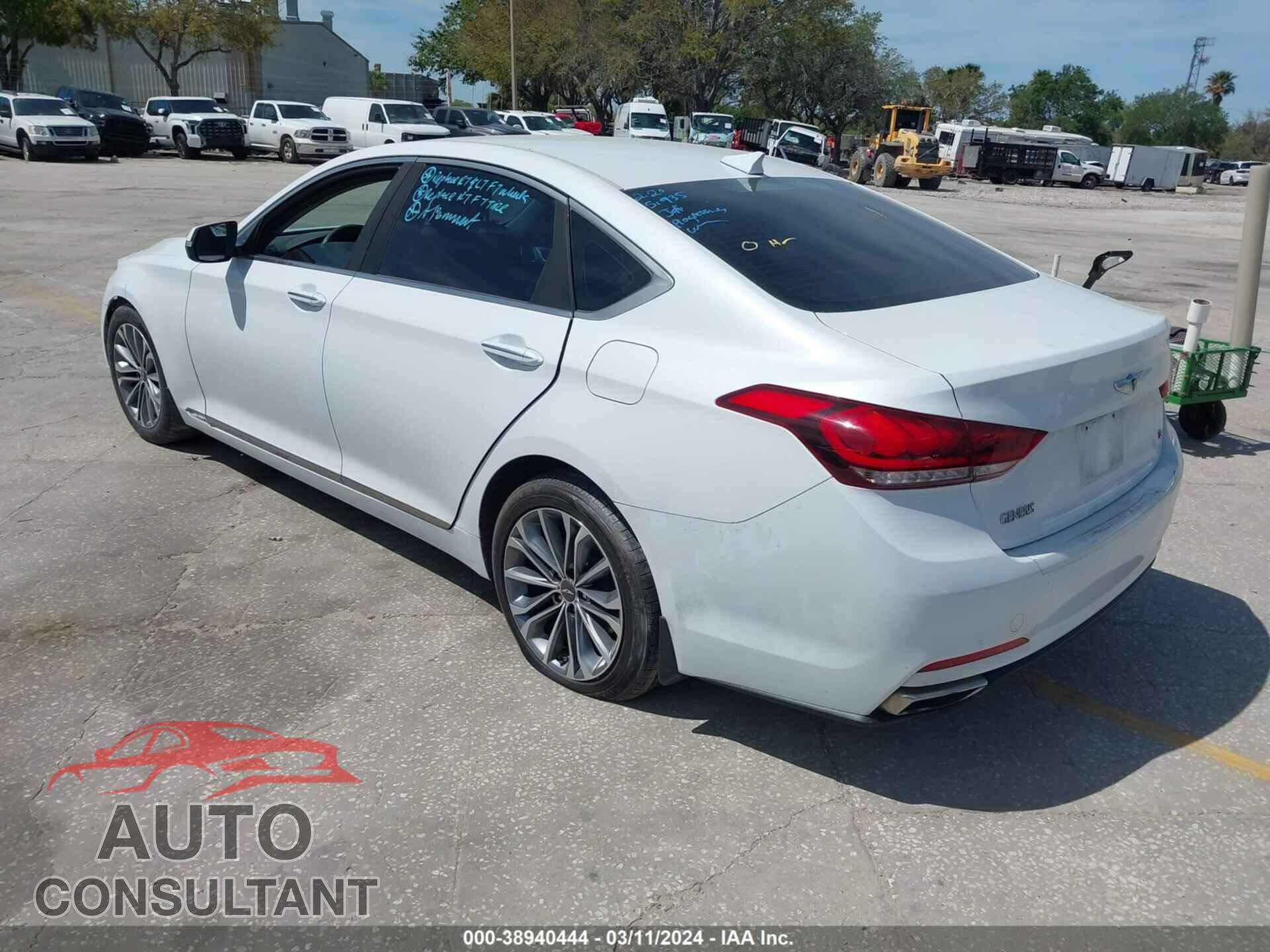 HYUNDAI GENESIS 2016 - KMHGN4JE3GU112484