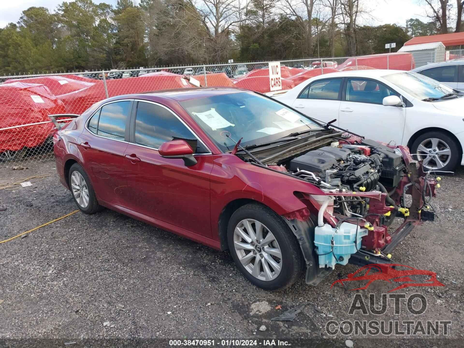 TOYOTA CAMRY 2018 - 4T1B11HK1JU580110
