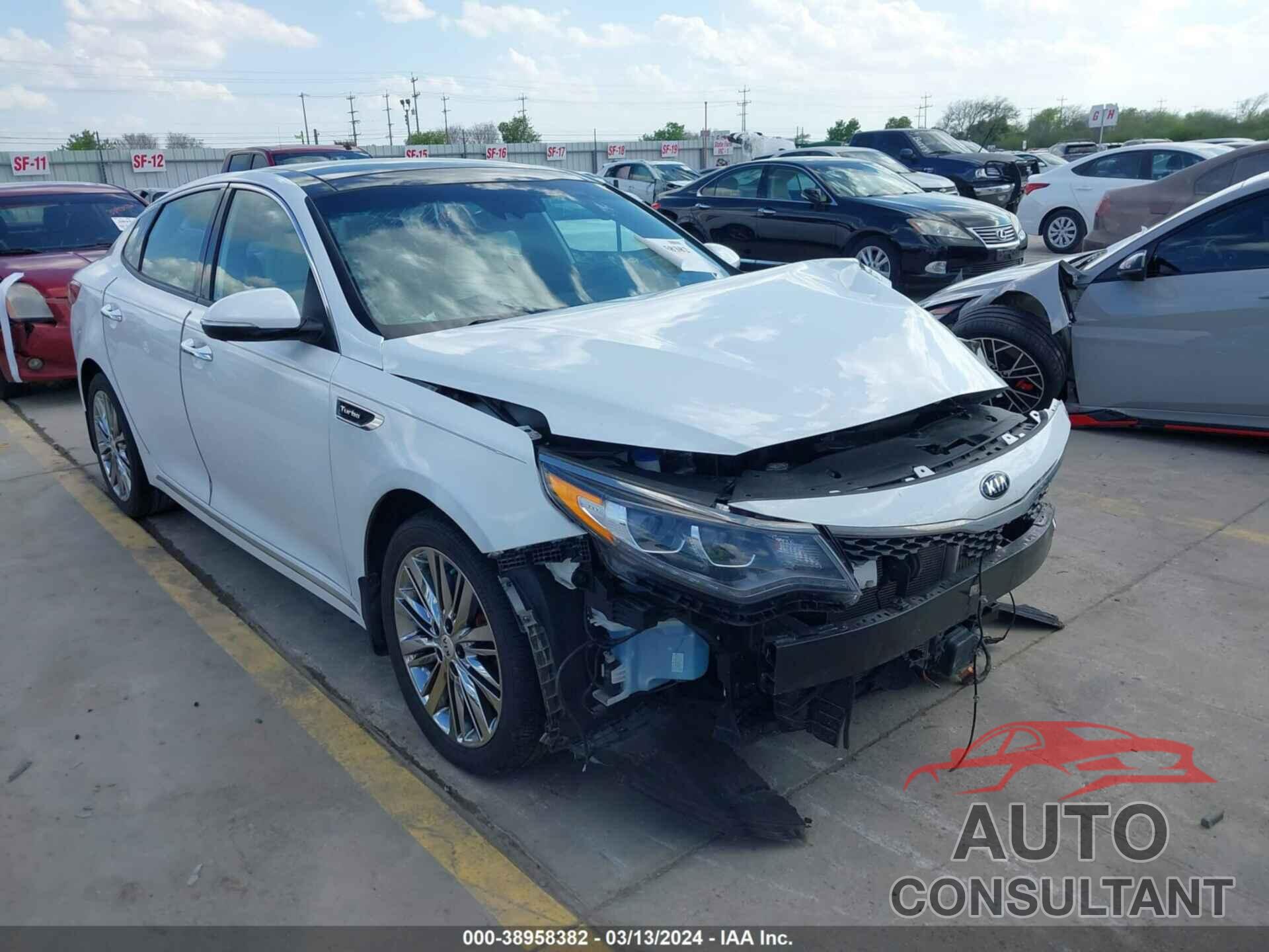 KIA OPTIMA 2018 - 5XXGV4L23JG209205
