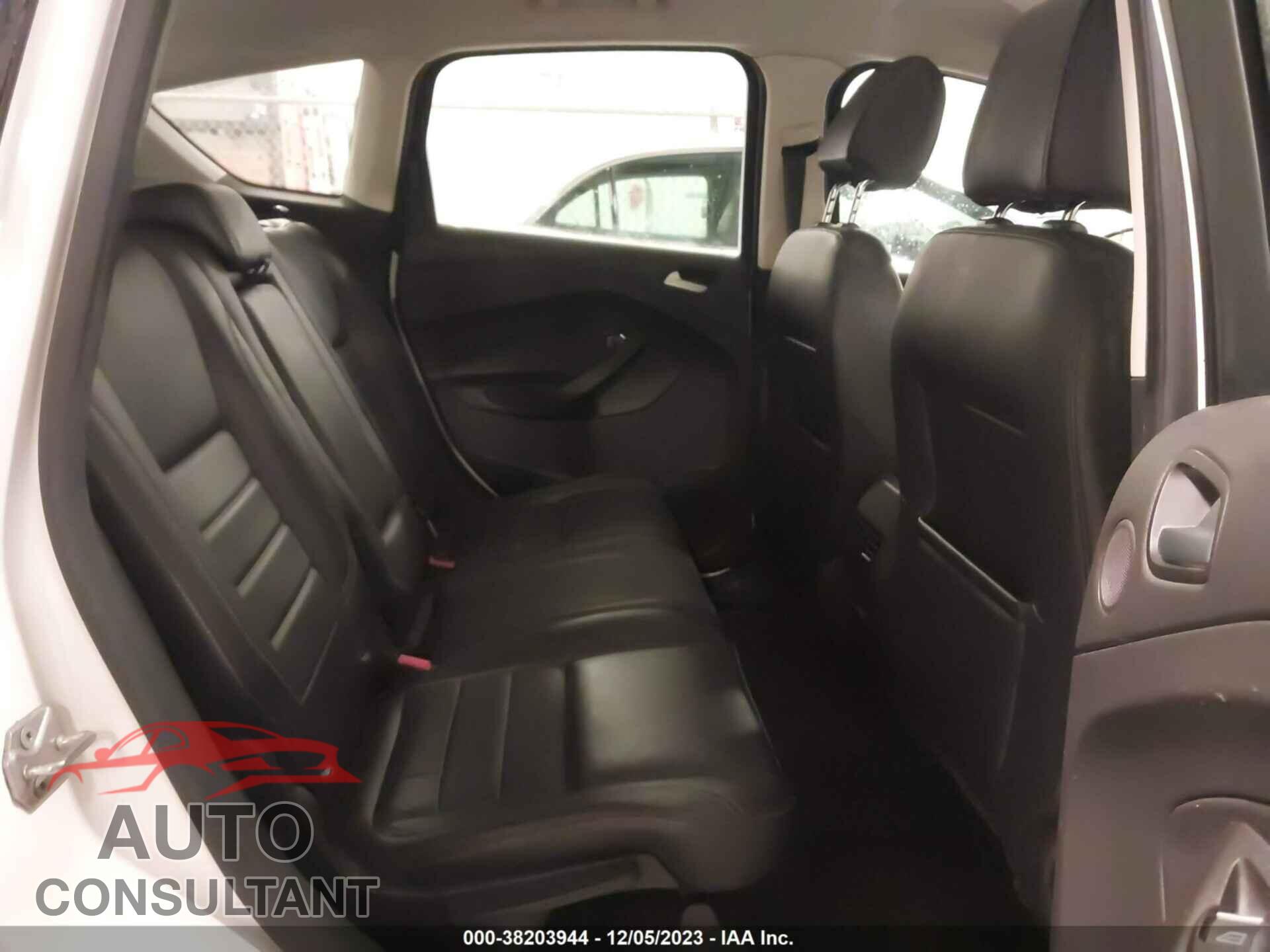 FORD C-MAX 2016 - 1FADP5CU2GL111219