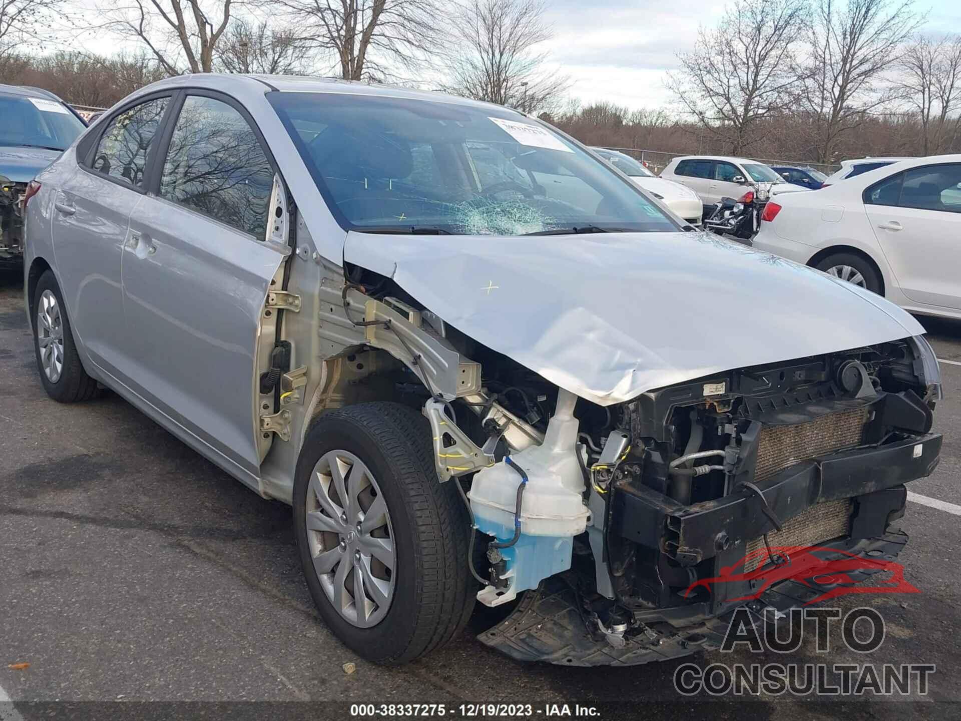 HYUNDAI ACCENT 2018 - 3KPC24A35JE028070