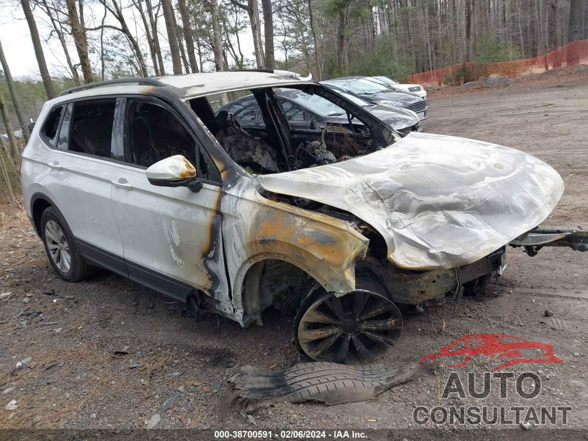 VOLKSWAGEN TIGUAN 2019 - 3VV1B7AX2KM071494