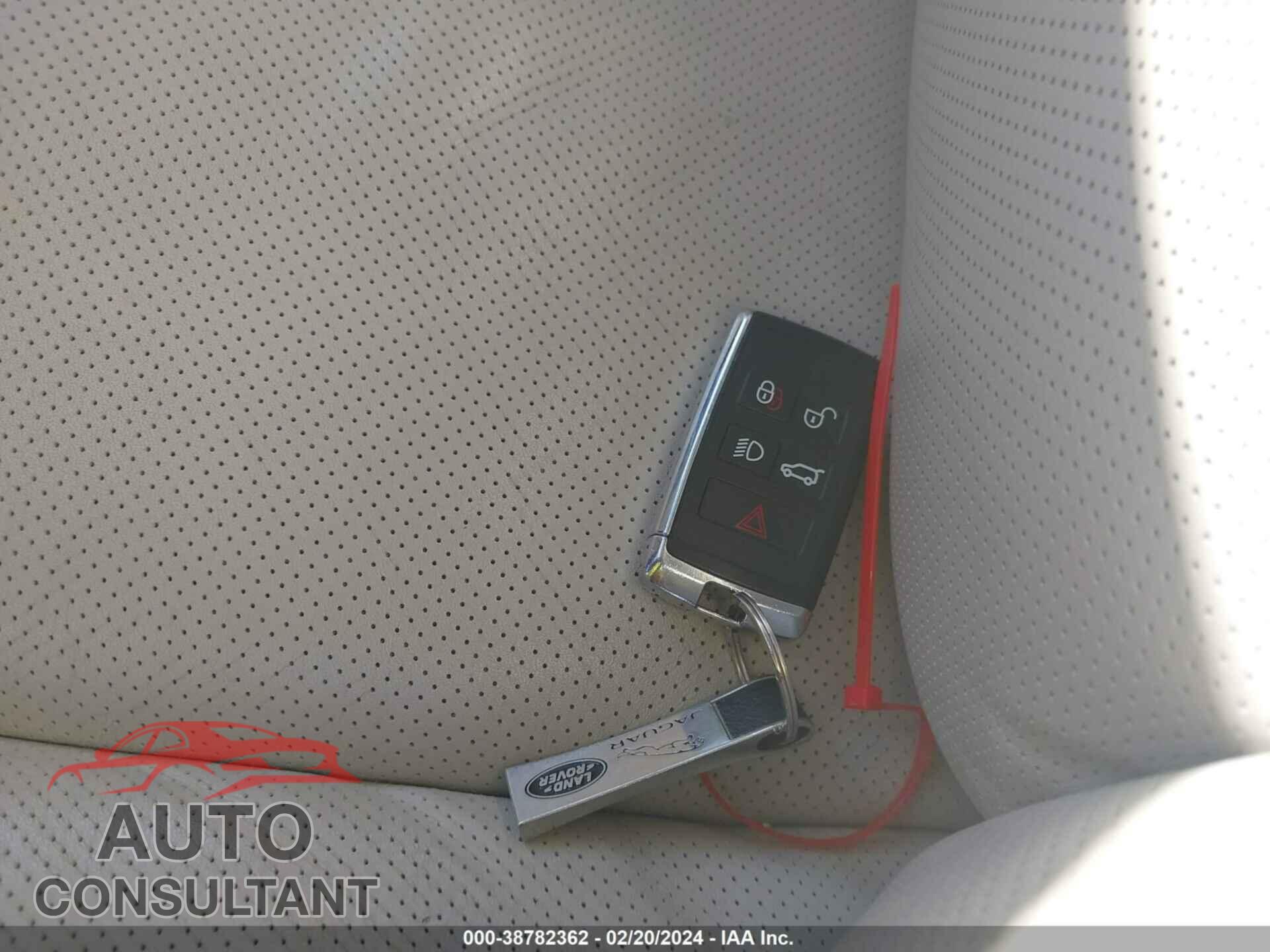 LAND ROVER RANGE ROVER 2018 - SALGS2RE9JA385307