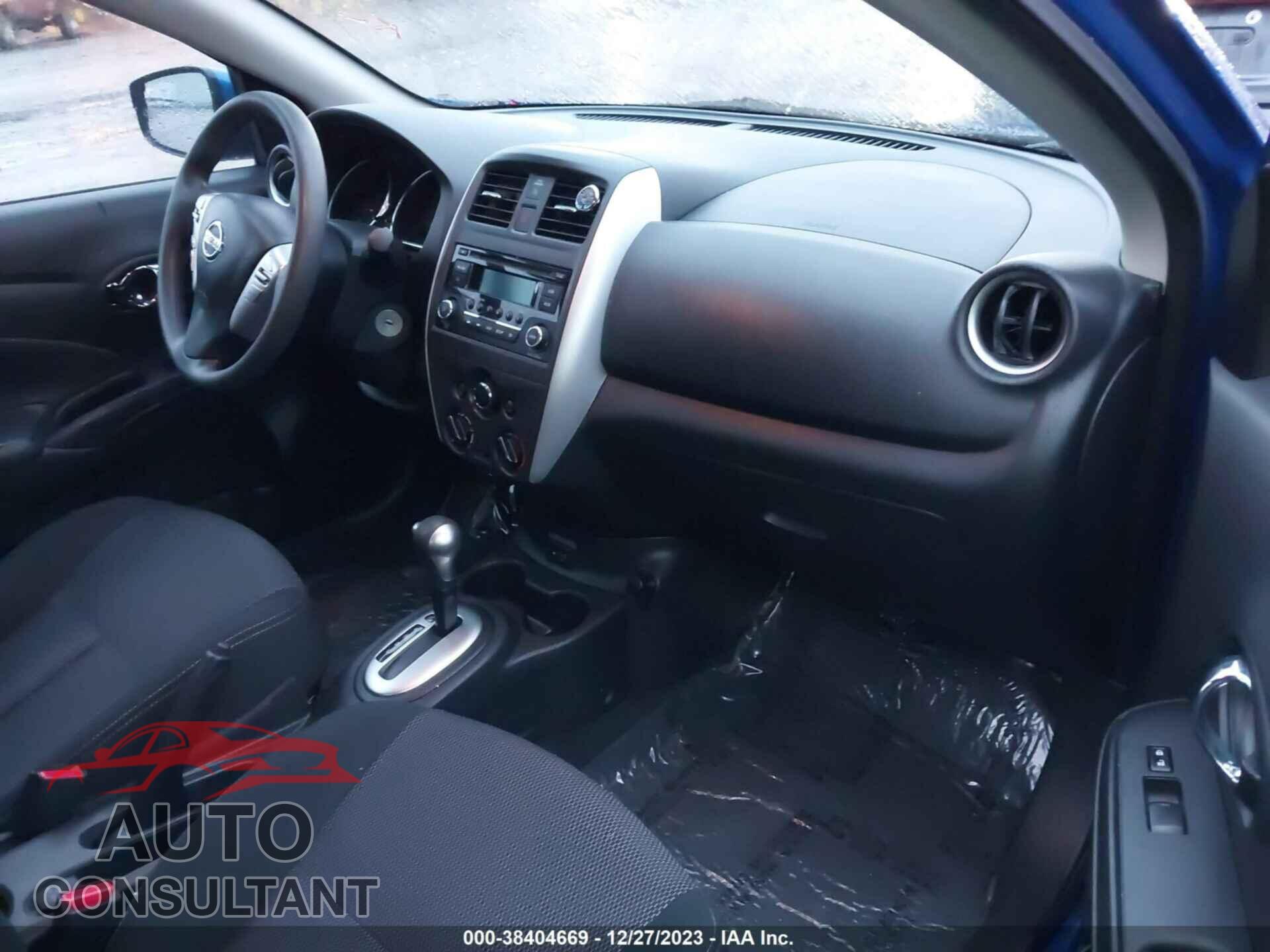 NISSAN VERSA 2017 - 3N1CN7AP1HL876869