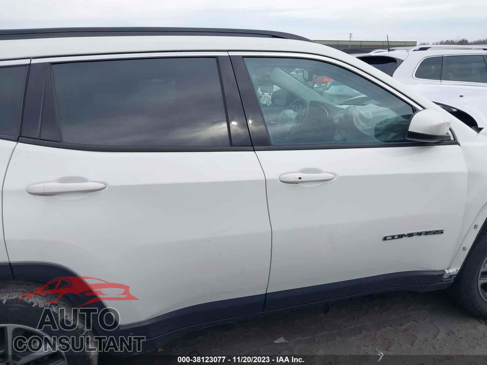 JEEP COMPASS 2020 - 3C4NJDBB2LT241056