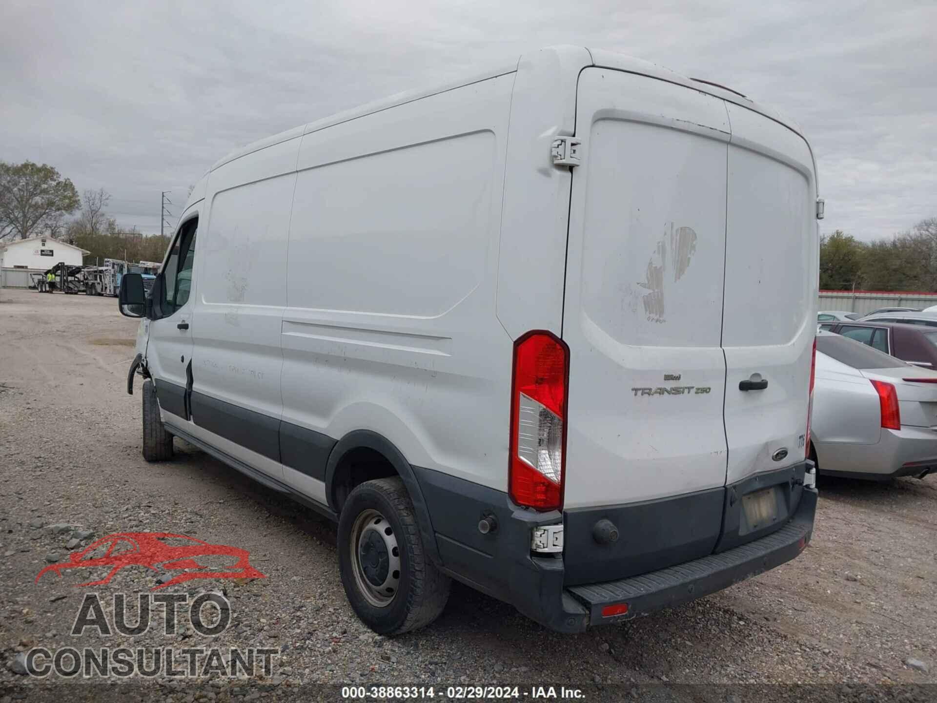 FORD TRANSIT 2016 - 1FTYR2CMXGKA18166