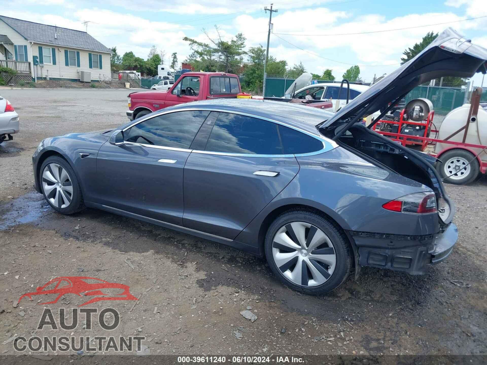 TESLA MODEL S 2021 - 5YJSA1E25MF421578