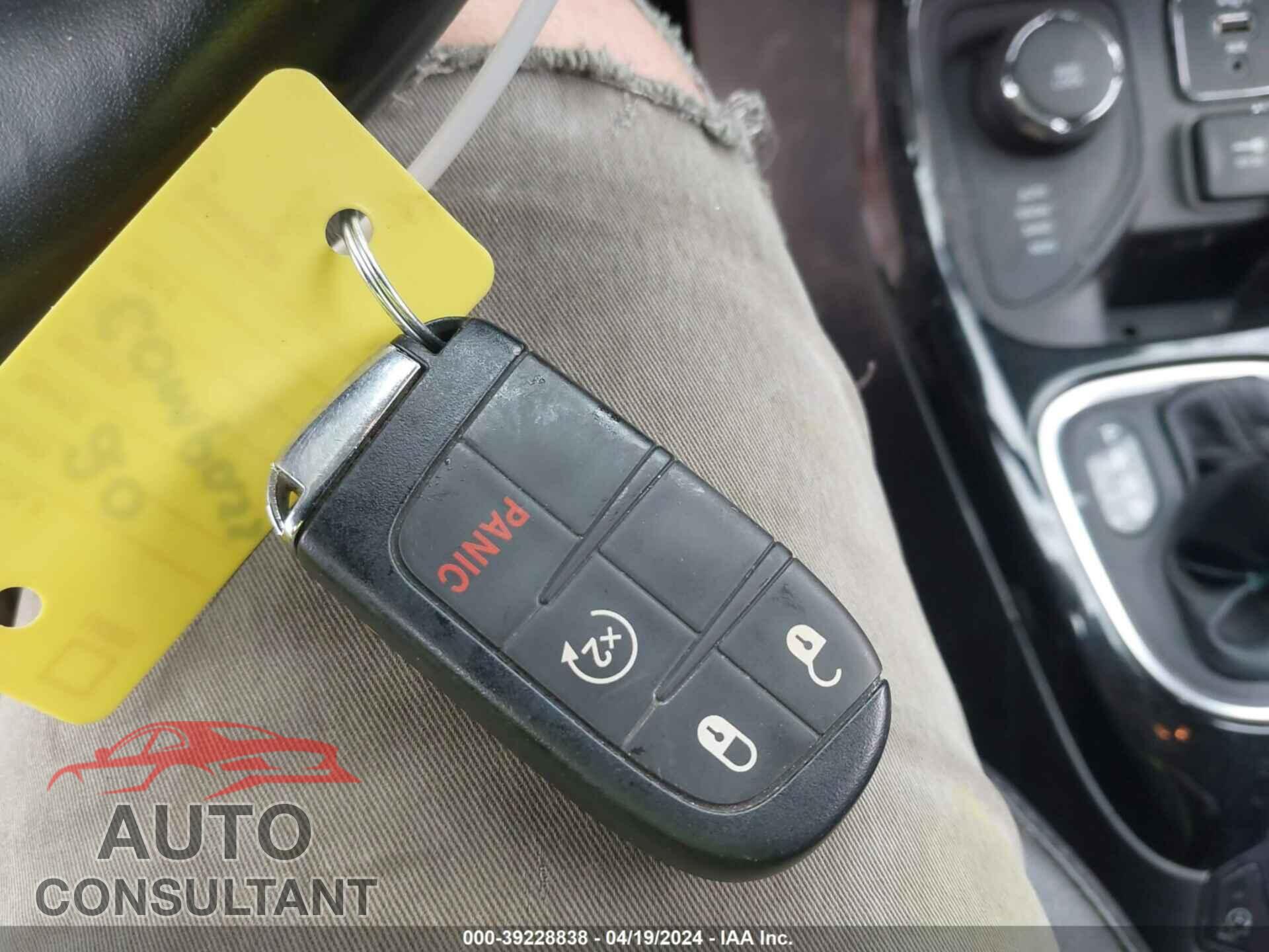JEEP COMPASS 2020 - 3C4NJDBB3LT148420