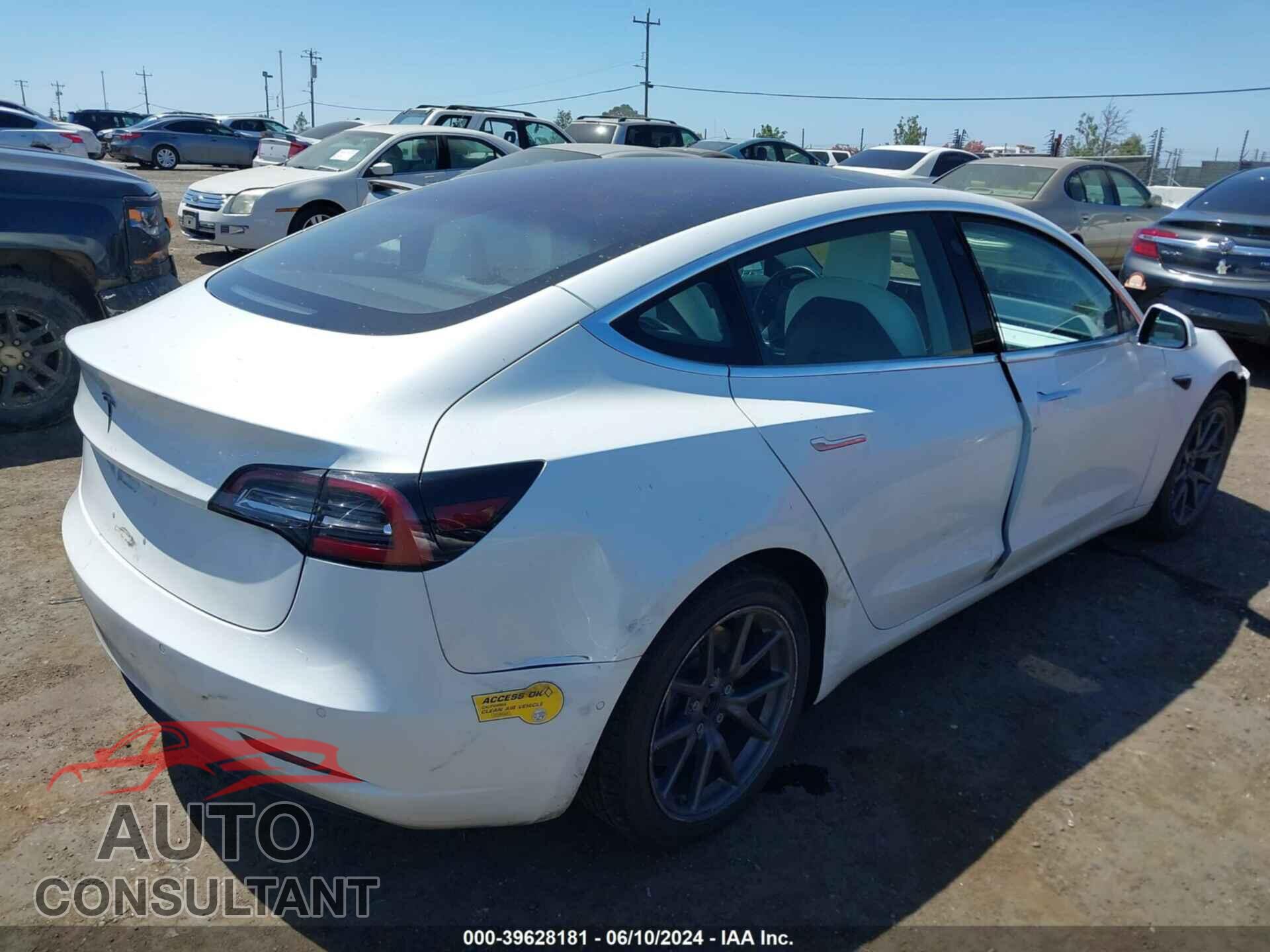TESLA MODEL 3 2018 - 5YJ3E1EB0JF135660