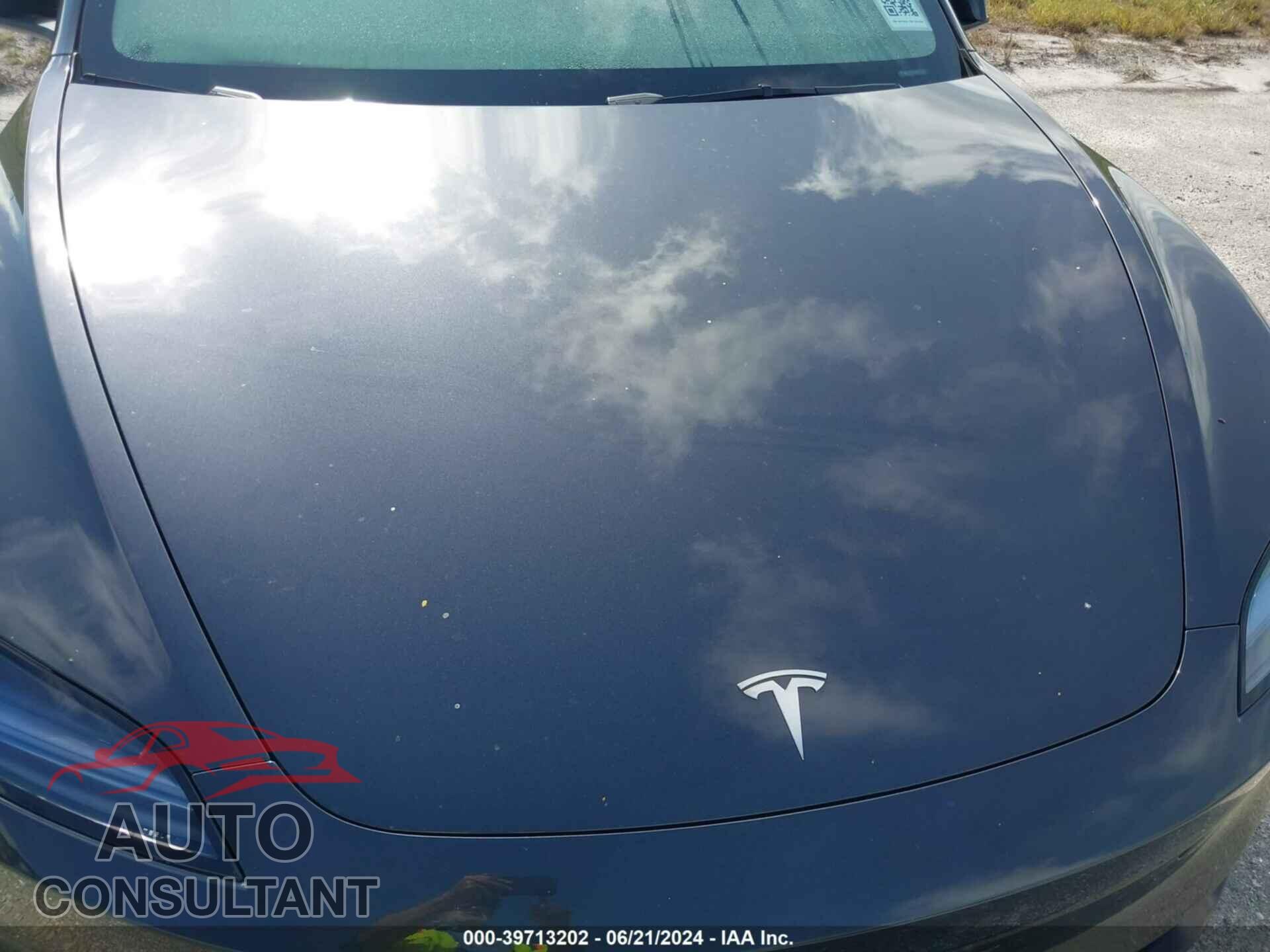 TESLA MODEL 3 2024 - 5YJ3E1ET8RF772171
