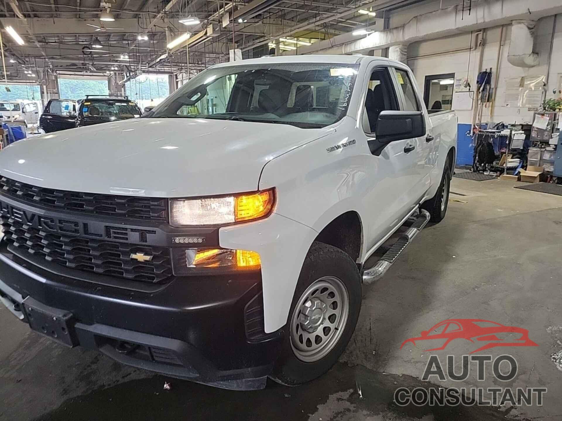 CHEVROLET SILVERADO 2020 - 1GCRYAEFXLZ327752