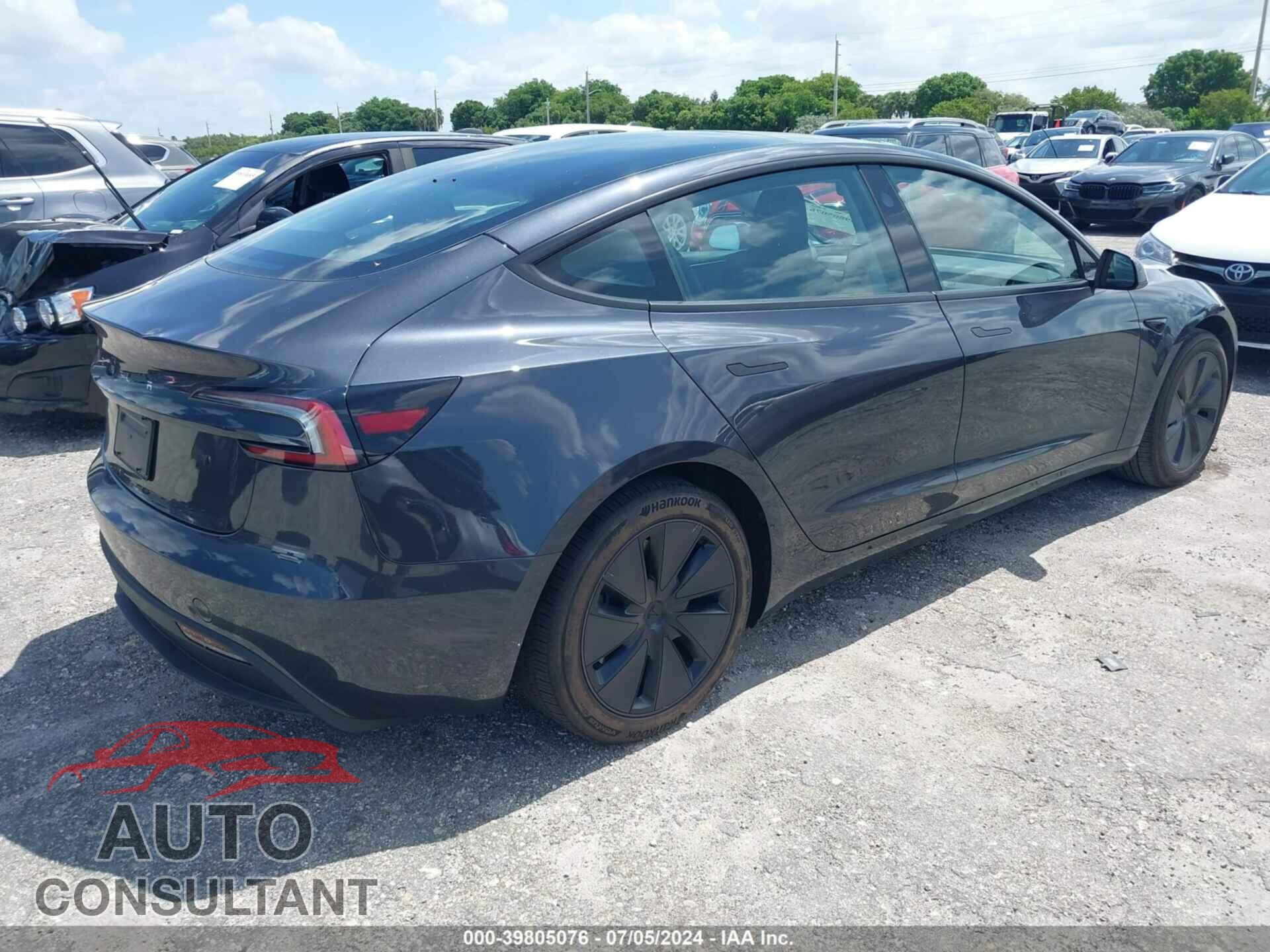 TESLA MODEL 3 2024 - 5YJ3E1EA9RF726413