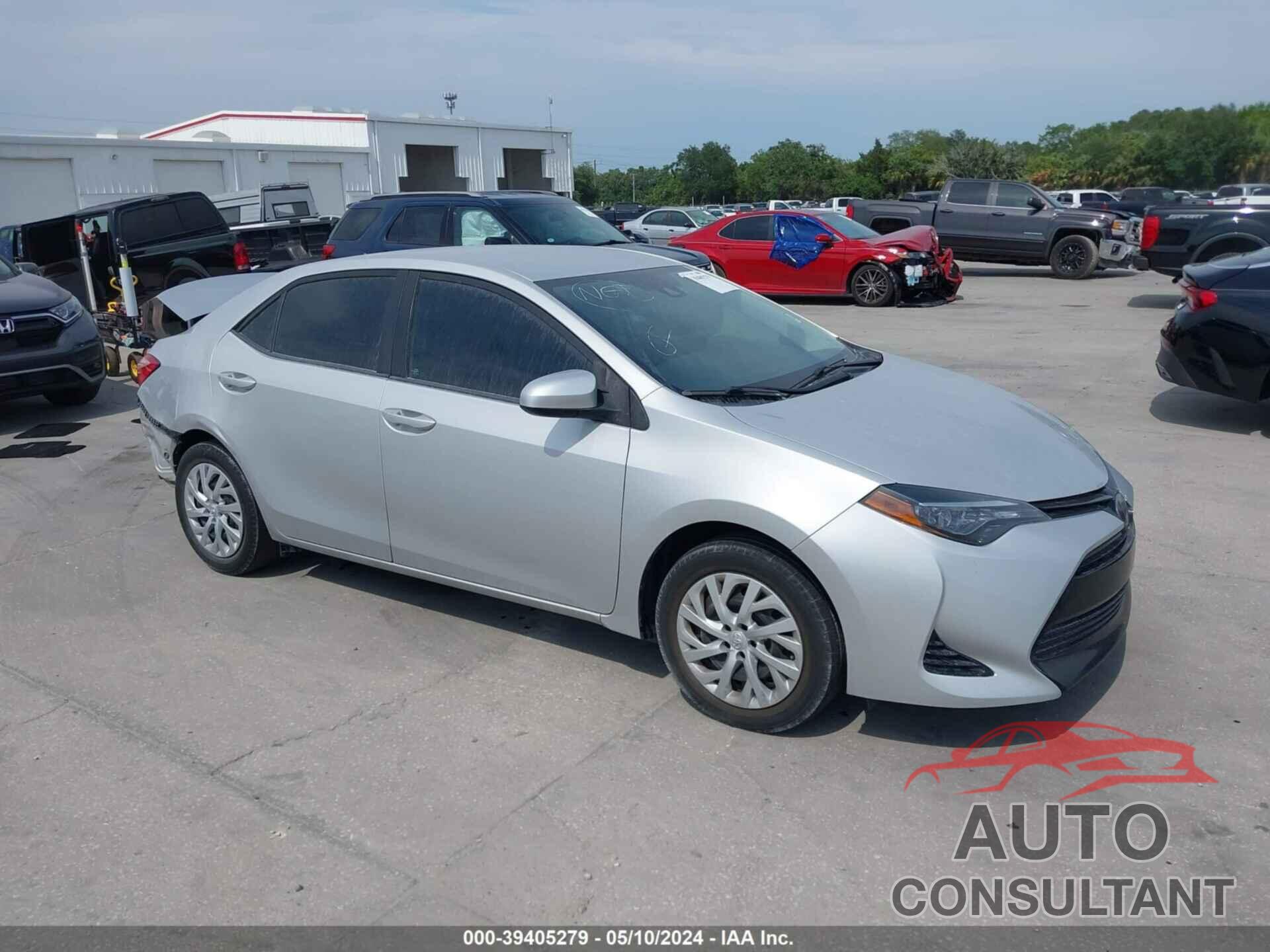 TOYOTA COROLLA 2017 - 5YFBURHE0HP711488