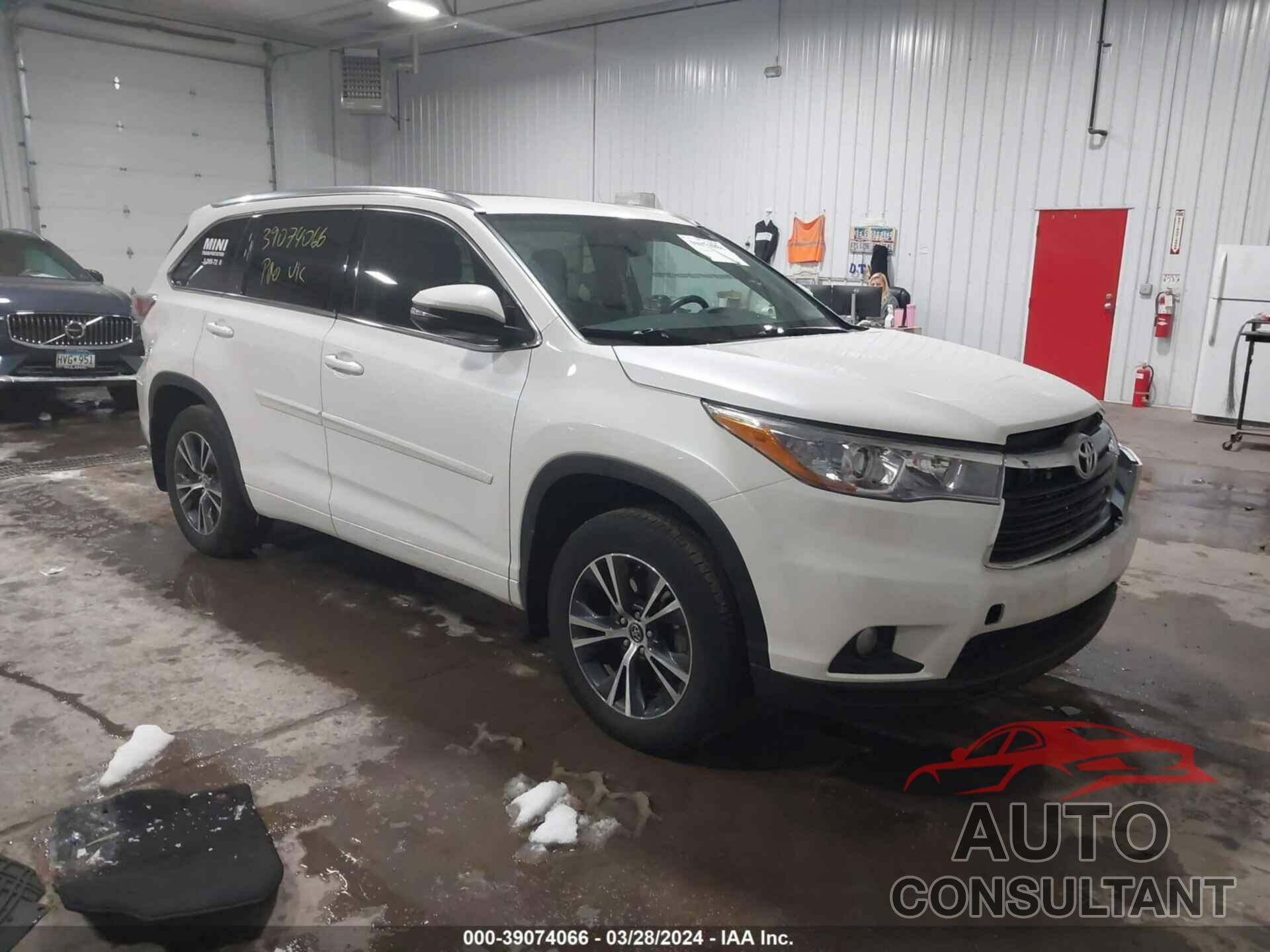 TOYOTA HIGHLANDER 2016 - 5TDJKRFH3GS290662